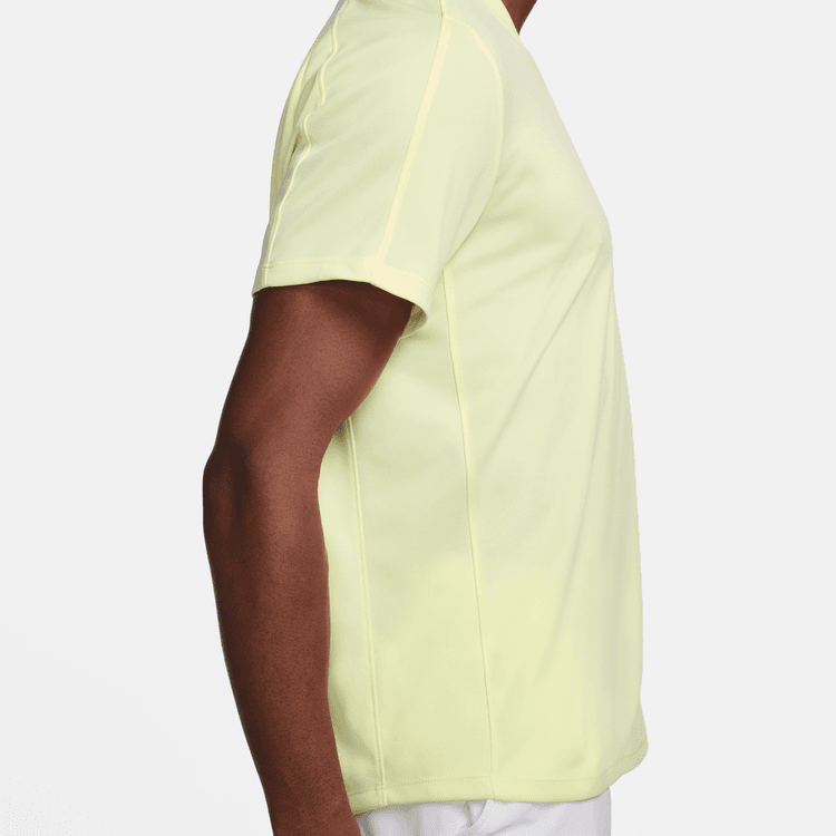 NikeCourt Dri-FIT Victory Erkek Tenis Tişörtü