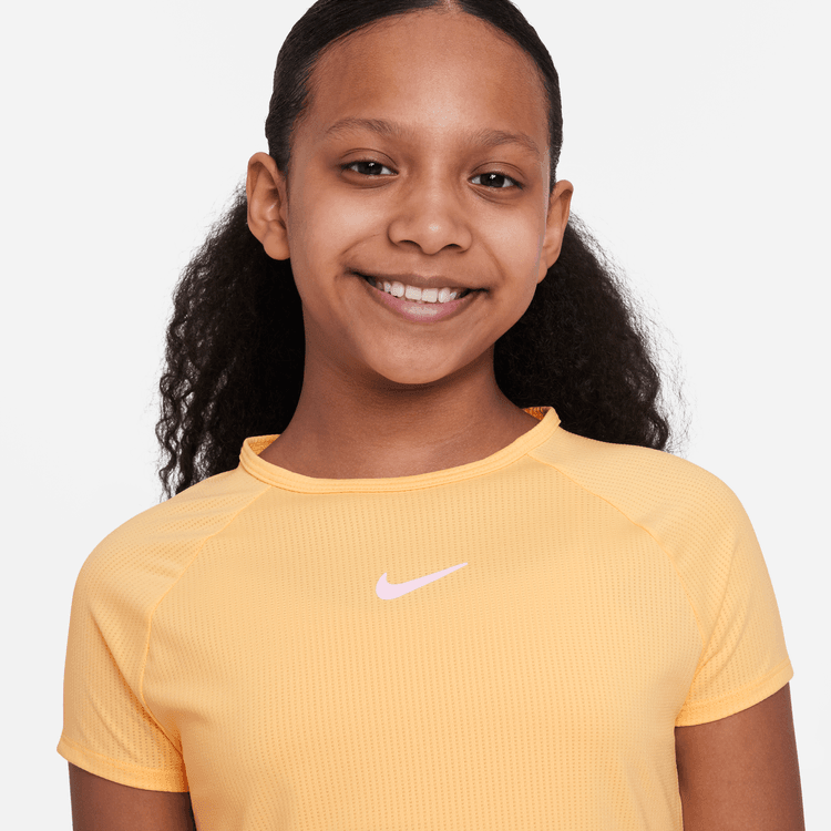 NikeCourt Dri-FIT Victory Genç Kız Çocuk Kısa Kollu Tenis Üstü