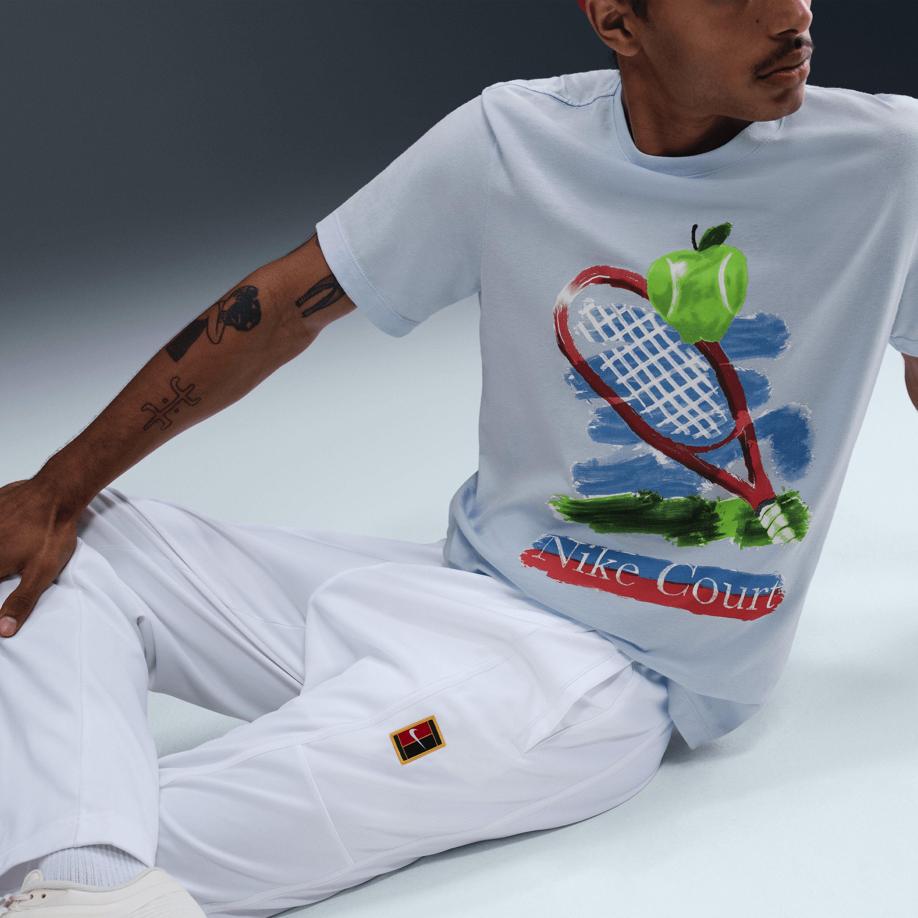 NikeCourt Erkek Tenis Tişörtü