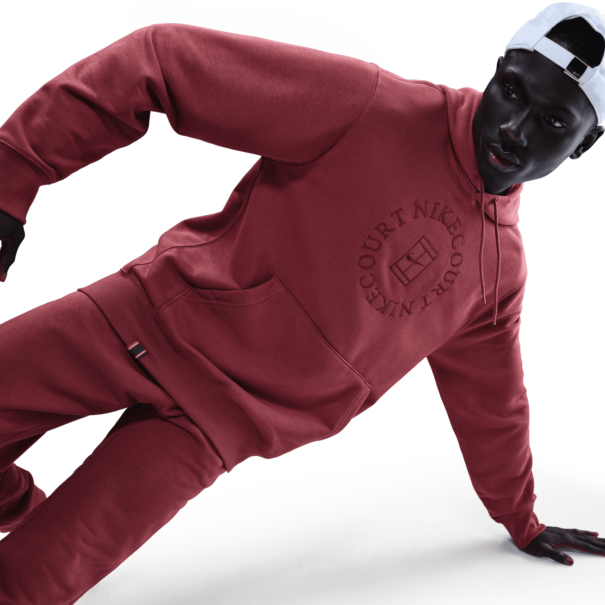 NikeCourt Heritage Dri-FIT Fransız Havlu Kumaşı Erkek Kapüşonlu Tenis Sweatshirt'ü