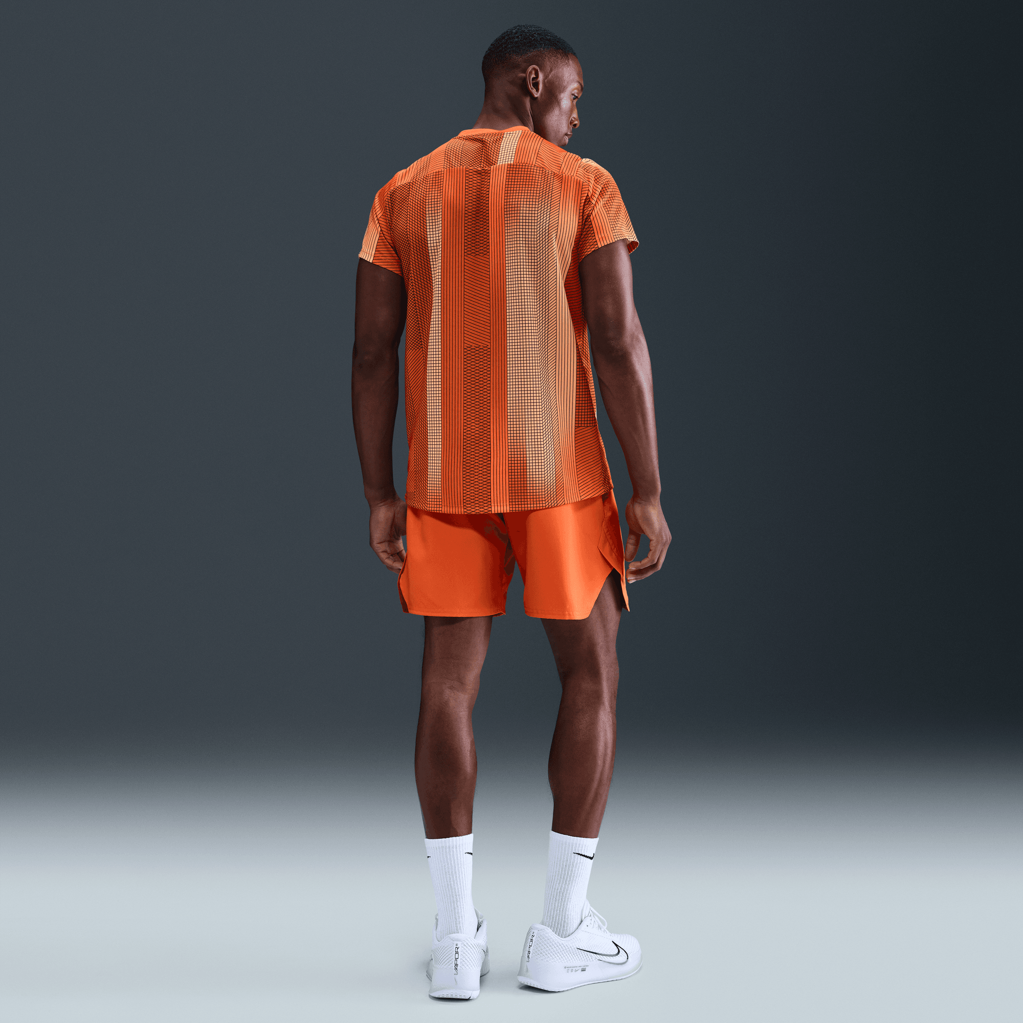 NikeCourt Victory Dri-FIT Erkek Tenis Üstü