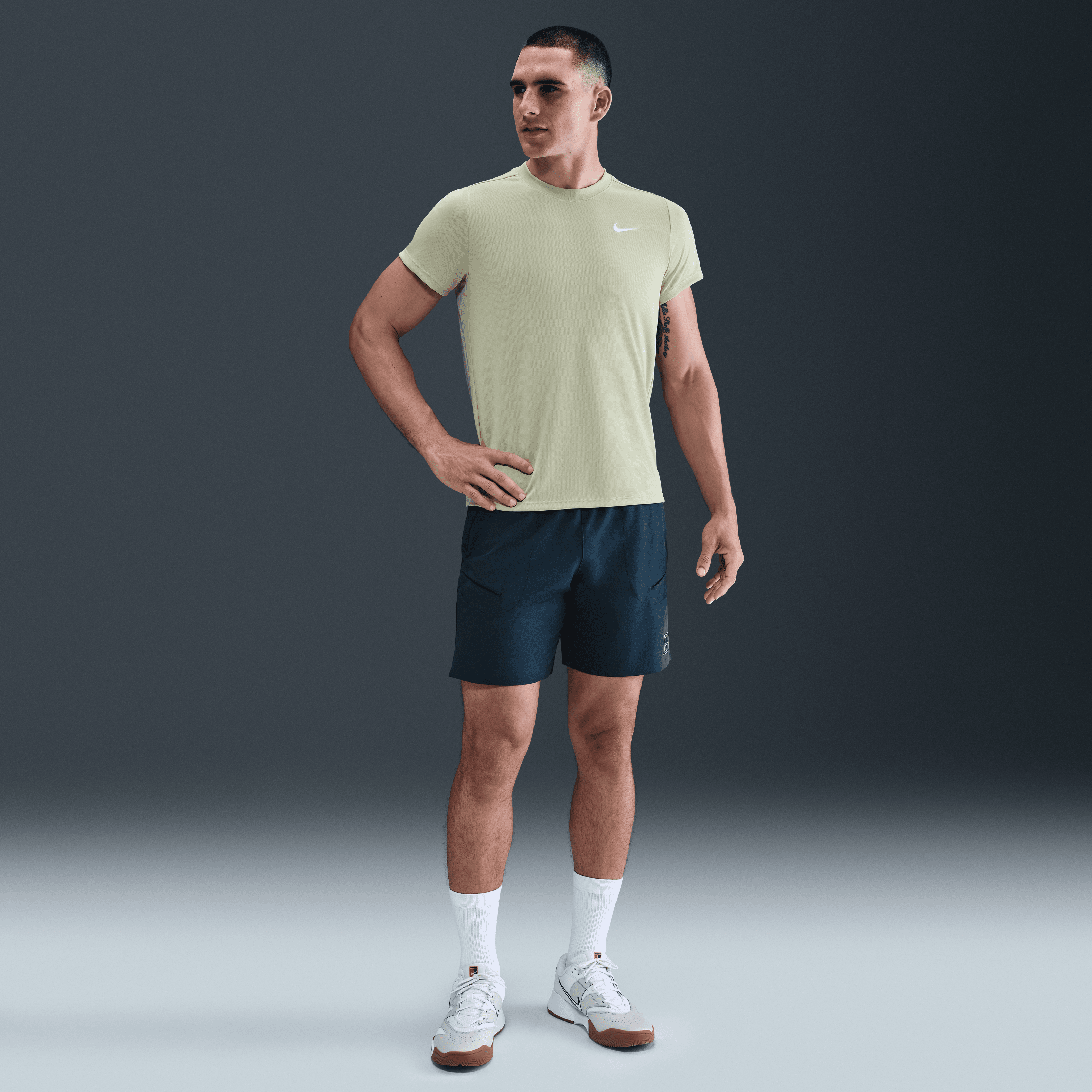NikeCourt VictoryDri-FIT Erkek Tenis Üstü