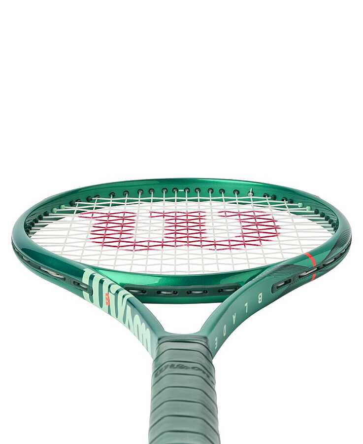Wilson Tenis Raketi Blade 100L V10
