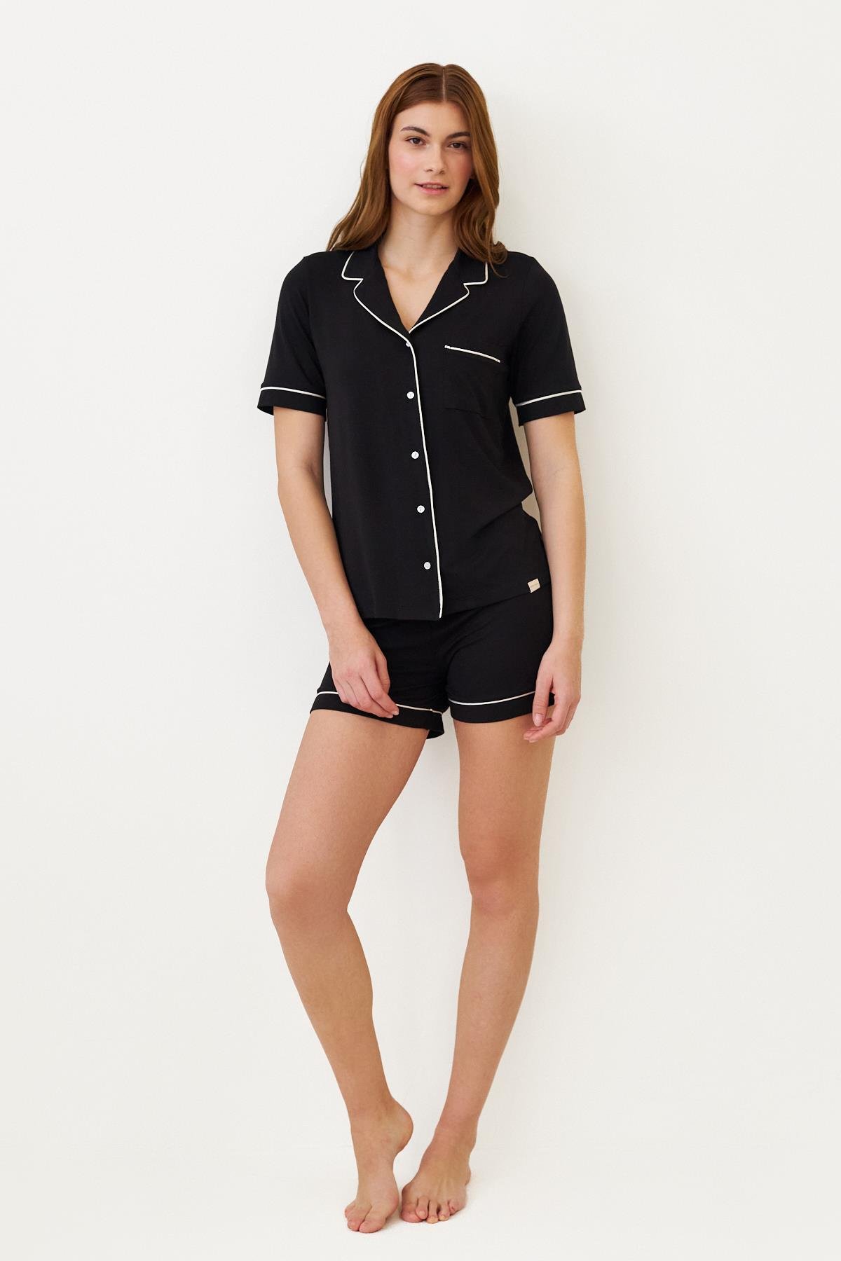 Kadın Luxury Düğmeli Şortlu Pijama Takımı Siyah