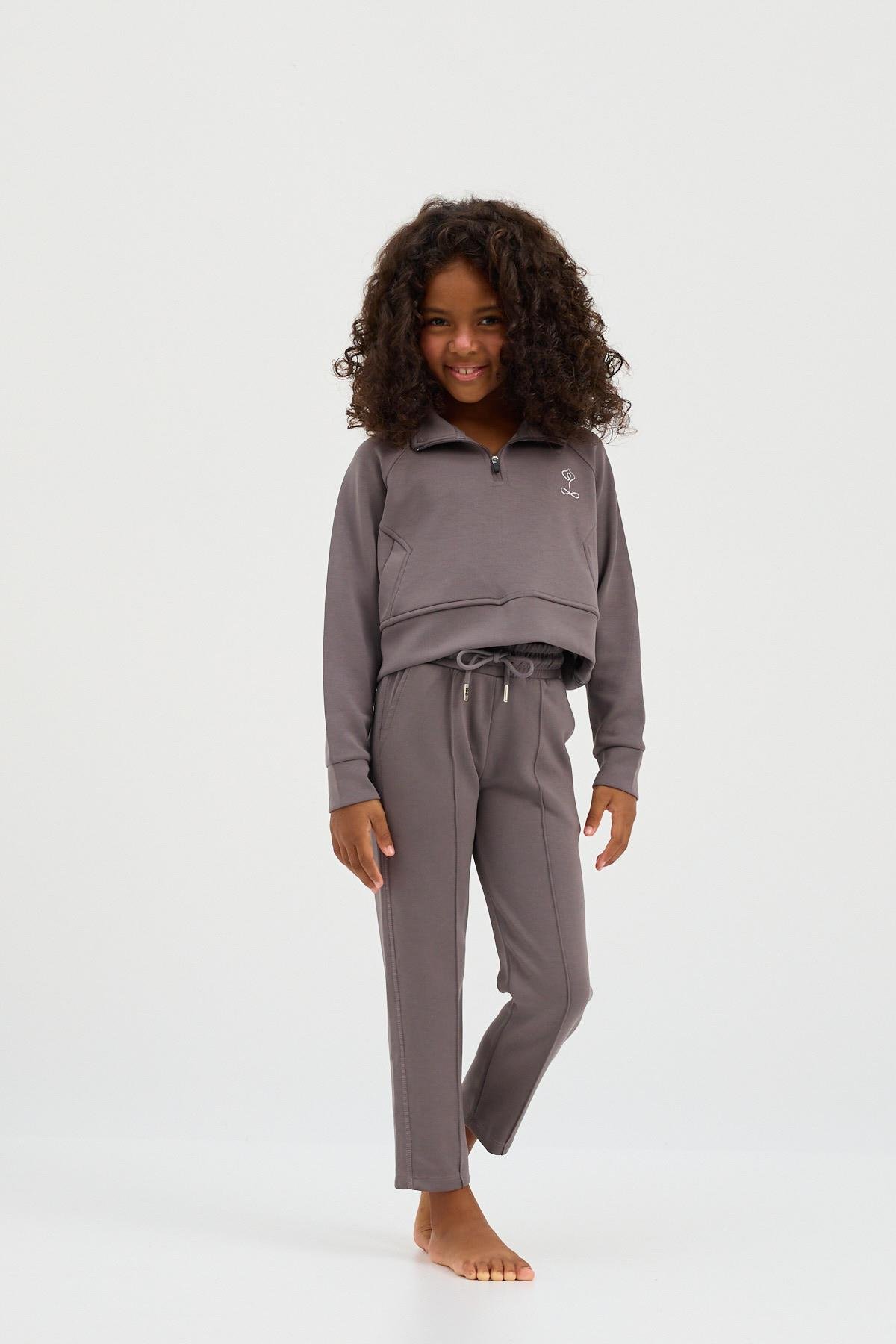Childrens Basic Fluffy Sweatpants Dark Gray