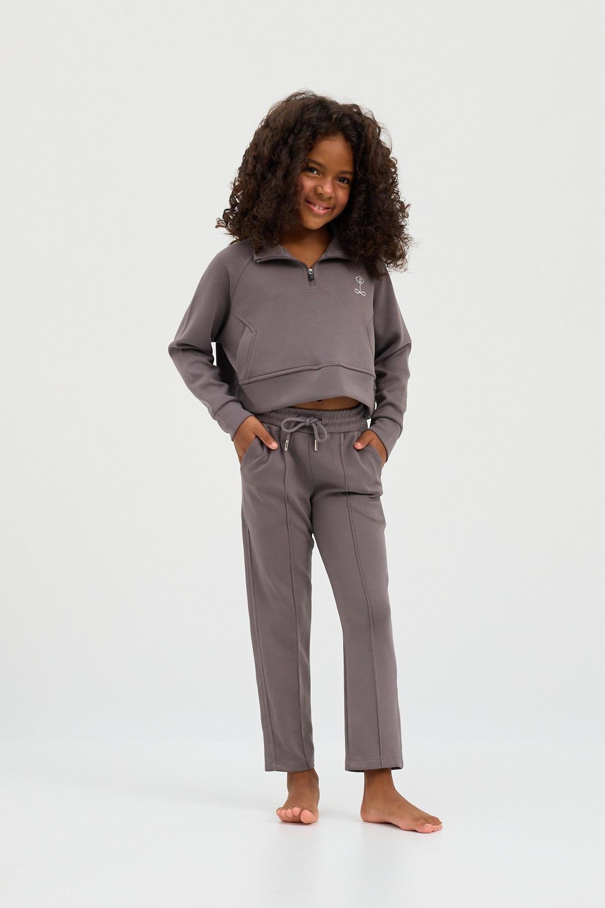 Childrens Basic Fluffy Sweatpants Dark Gray