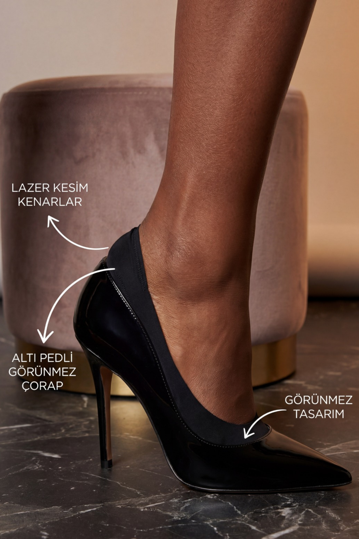 Kadın Tabanı Pedli Lazer Kesim Görünmez Çorap Siyah