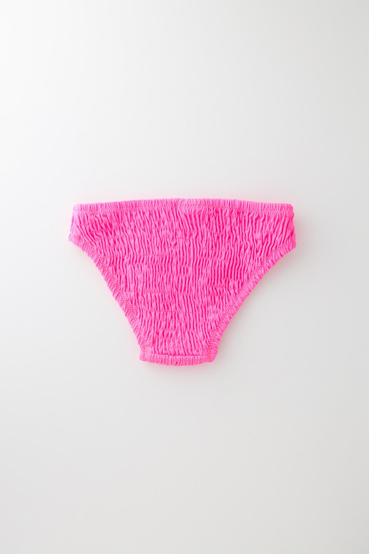 . Pembe