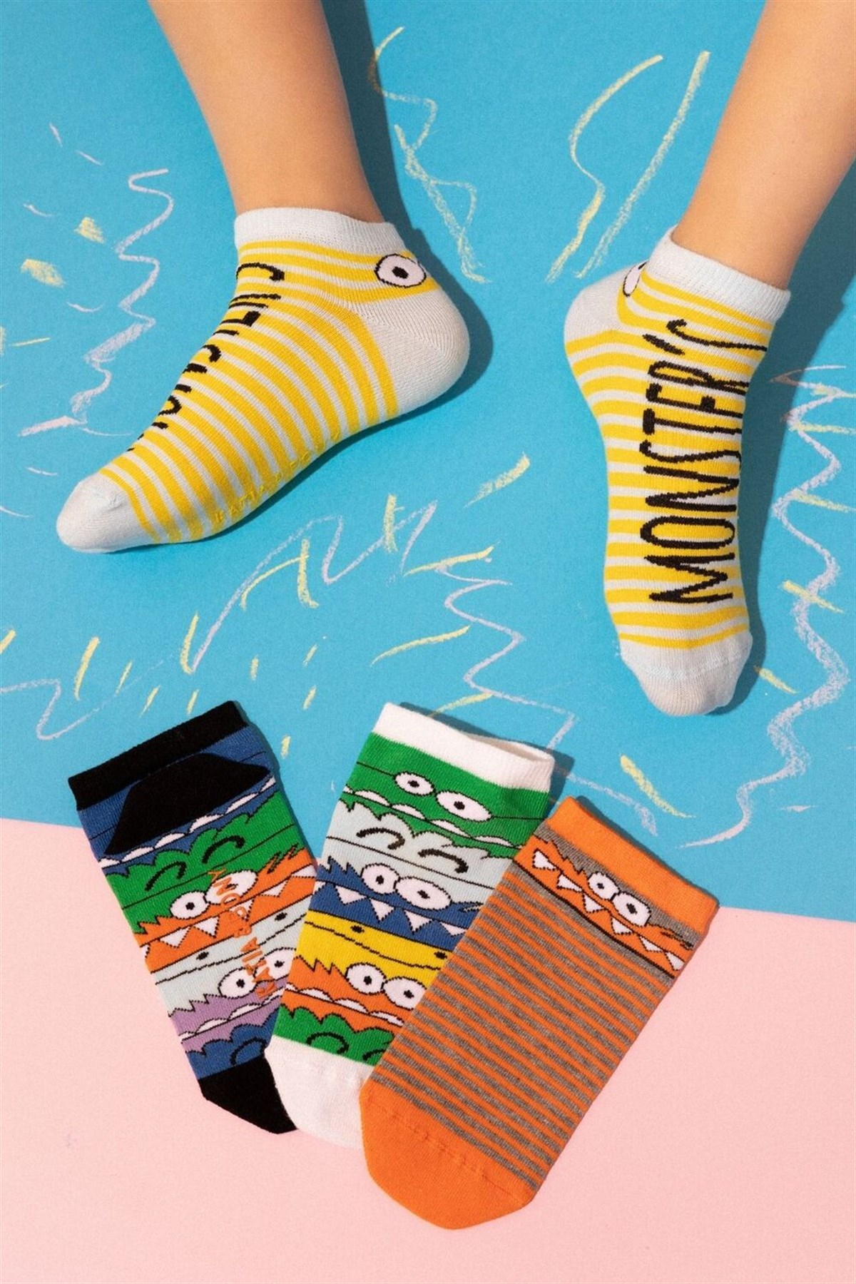 12201K2009 4PCK MONSTER BOYS STEP SOCKS-Desenli