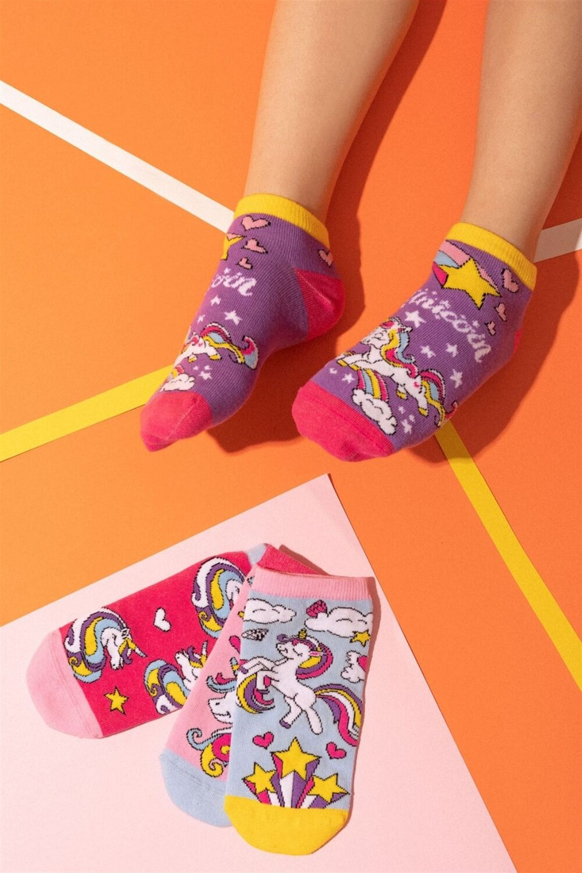 12201K2015 4PCK UNICORN STORY GIRLS STEP SOCKS-Desenli