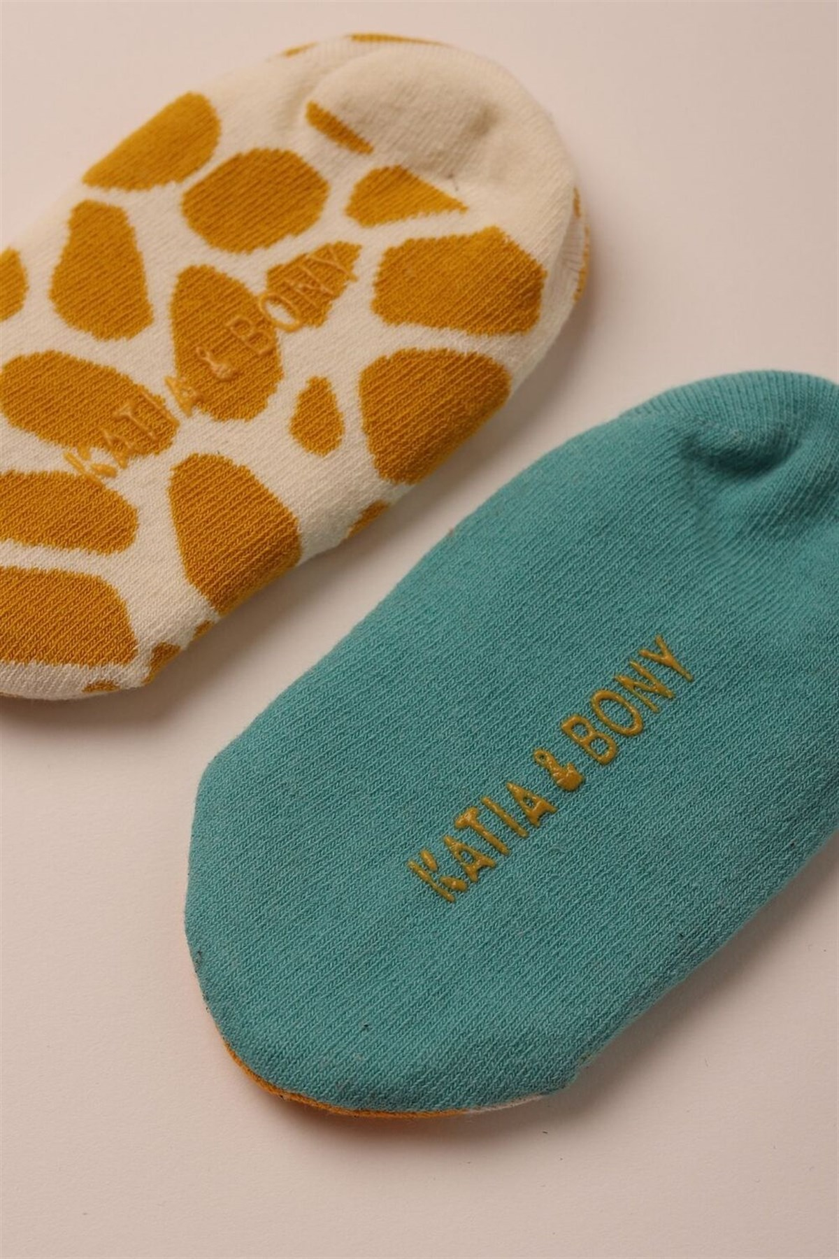12201K2020 2PCK GIRAFFE KIDS INVISIBLE SOCKS-Desenli