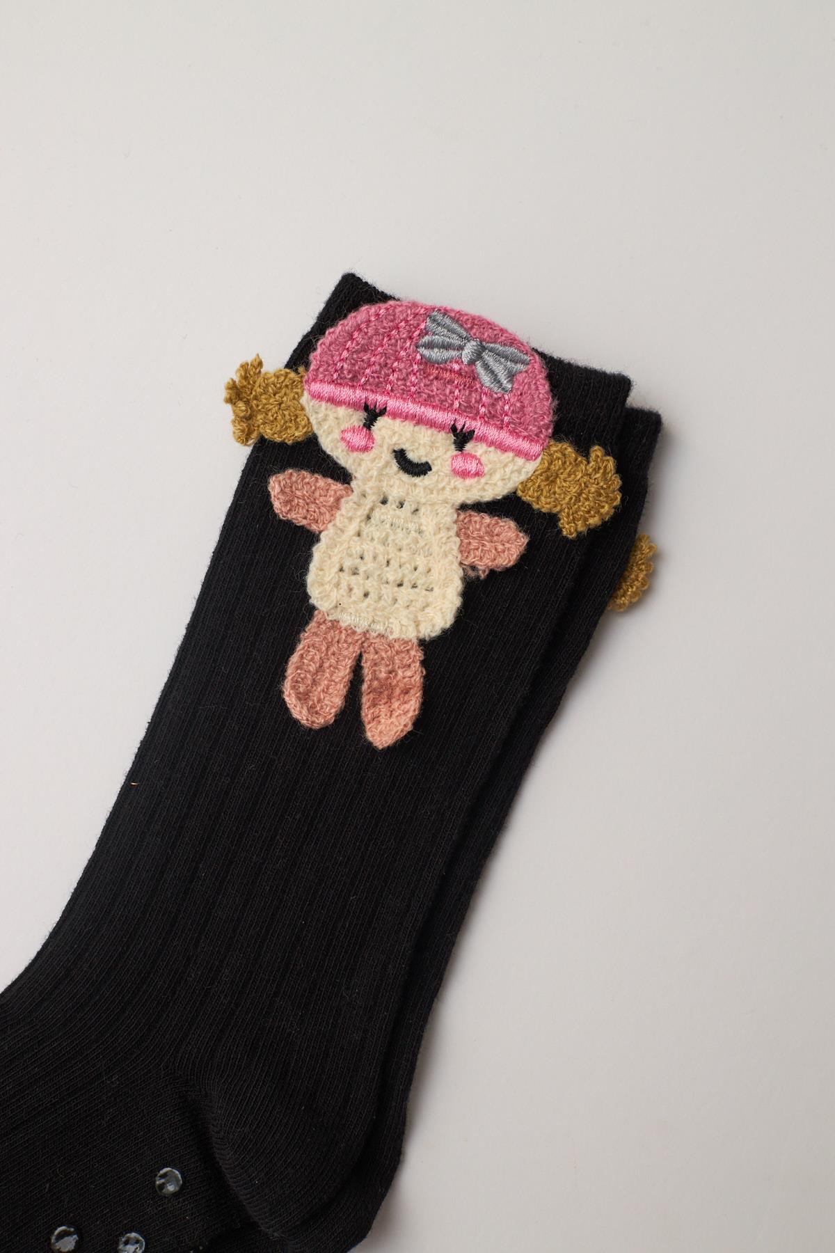 22401K2026 AYICIK AKSESUARLI DİZATLI KIZ ÇOCUK ÇORAP SİYAH