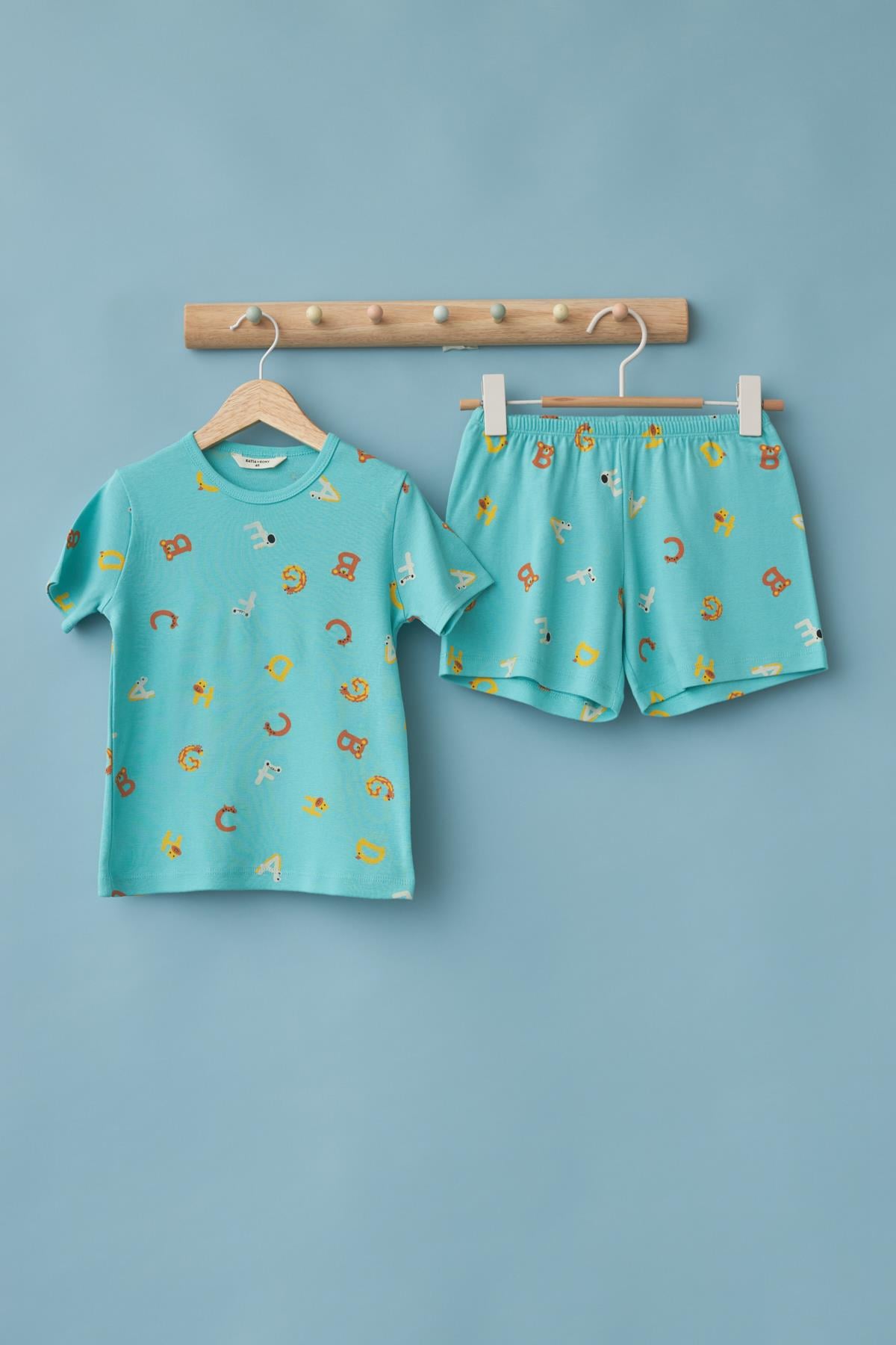 Çocuk Turkuaz Renkli Alfabe Desenli Pijama Takımı