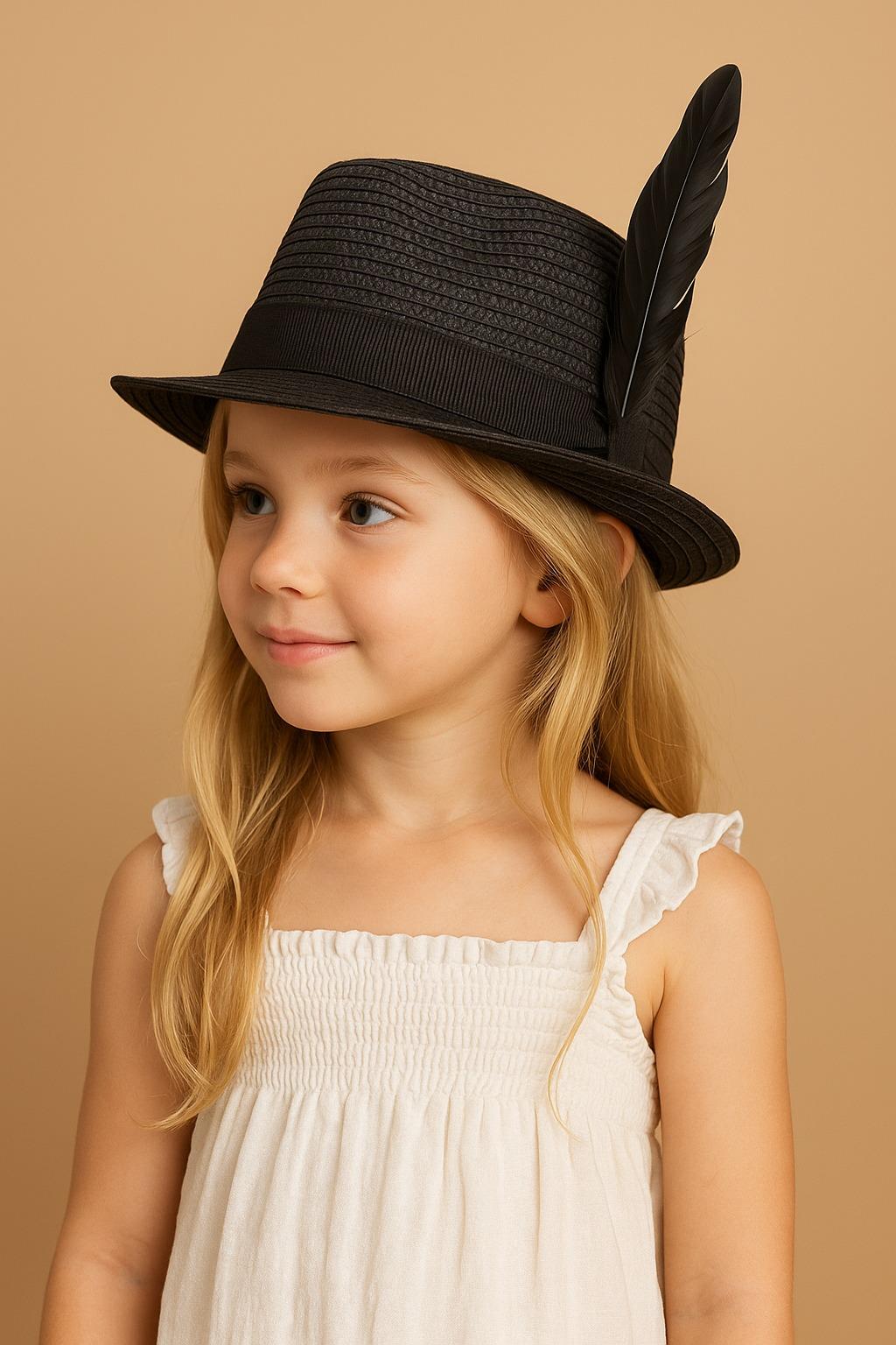 Çocuk Tüy Aksesuarlı Hasır Fötr Şapka Siyah