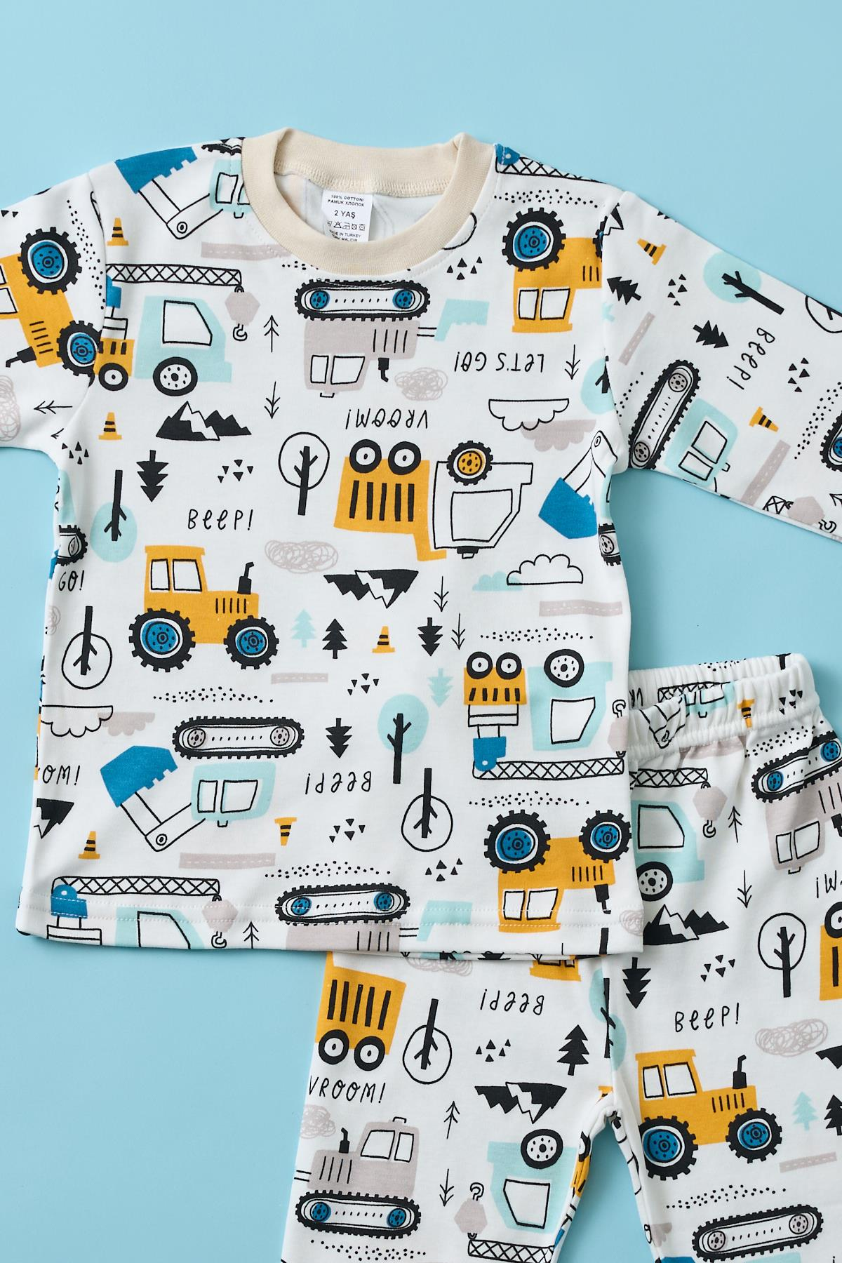 Erkek Çocuk Traktör Baskılı Pijama Takımı