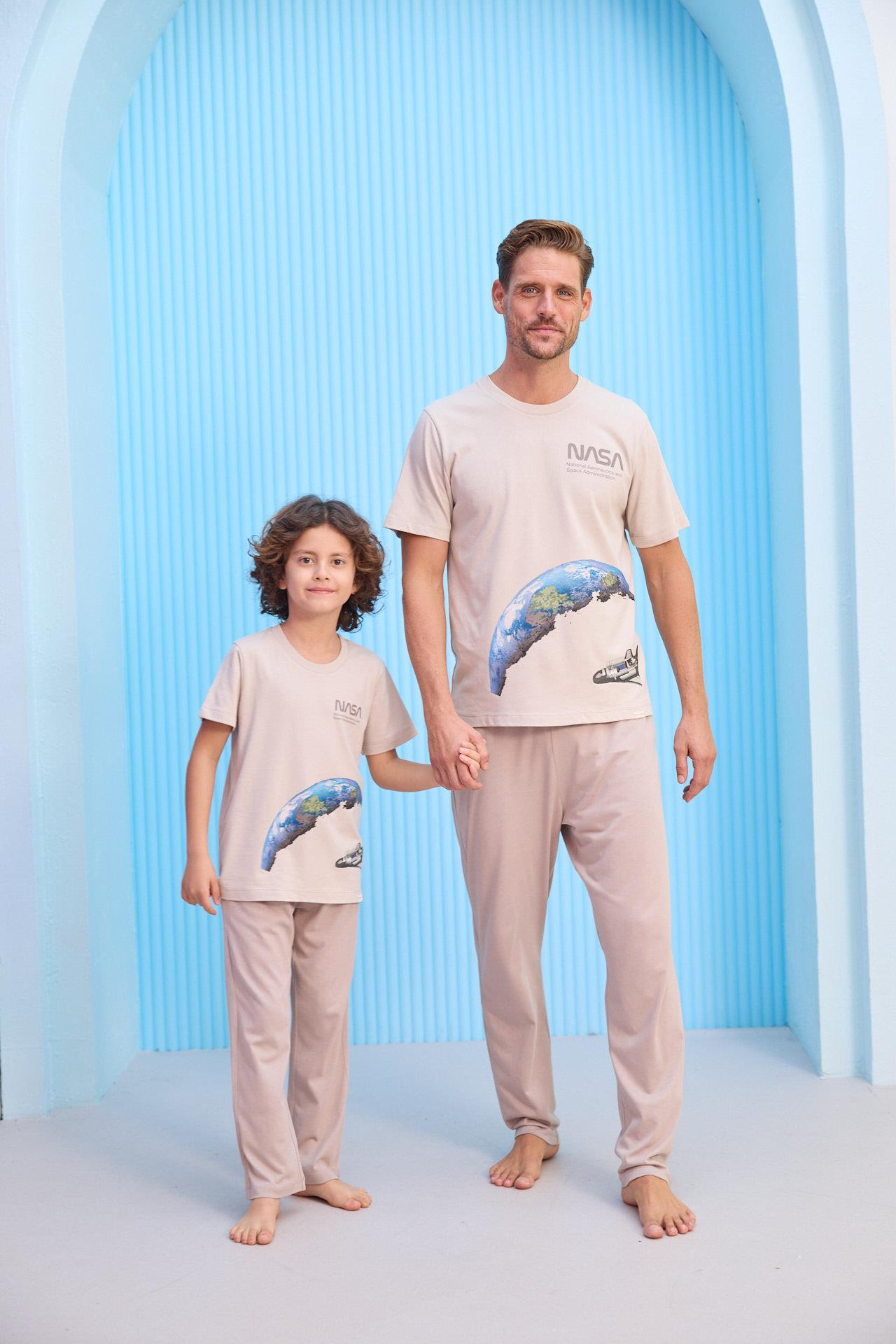 Erkek Nasa Baskılı Bej Rengi Eşofmanlı Pijama Takımı