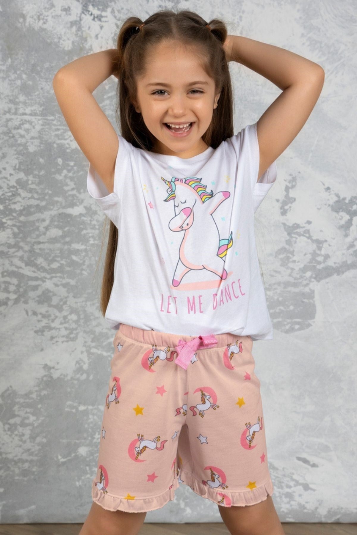 Gökkuşağı Baskılı Kız Çocuk Şortlu Pijama Takımı-Beyaz