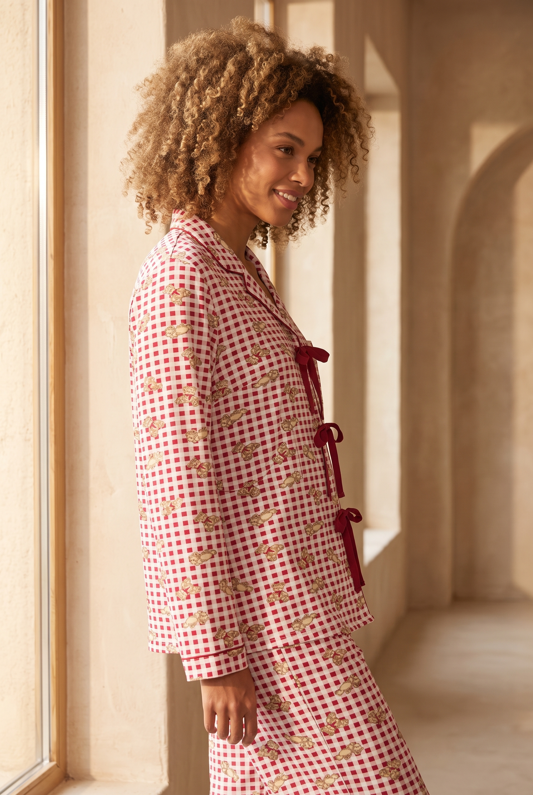Kadın Fiyonklu Ayıcık Desenli Ekose Pijama Takımı