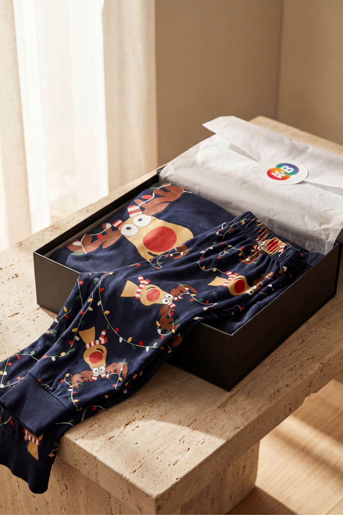 Kadın Geyik Desenli Kutulu Yılbaşı Pijama Takımı Lacivert