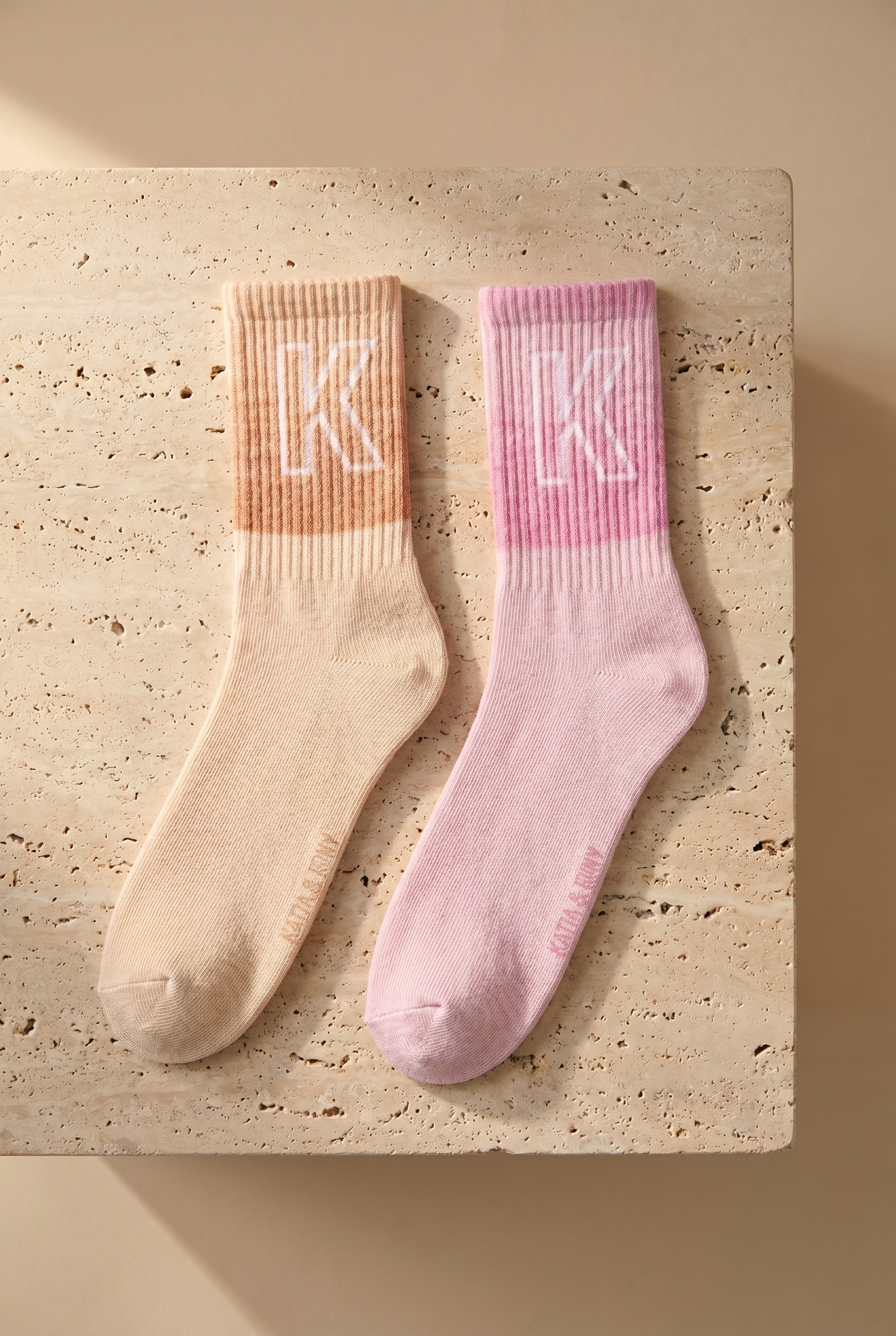 Women's Letter Patterned Color Transition 2-Piece Socks