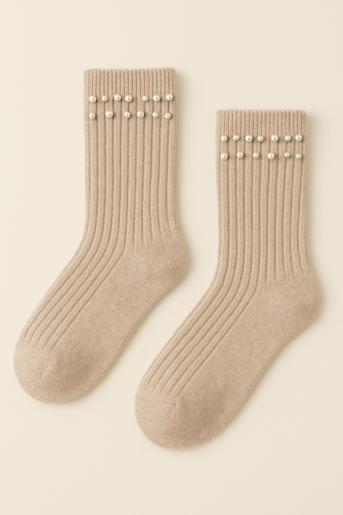 Kadın İnci Aksesuarlı Fitilli Soket Çorap Ekru