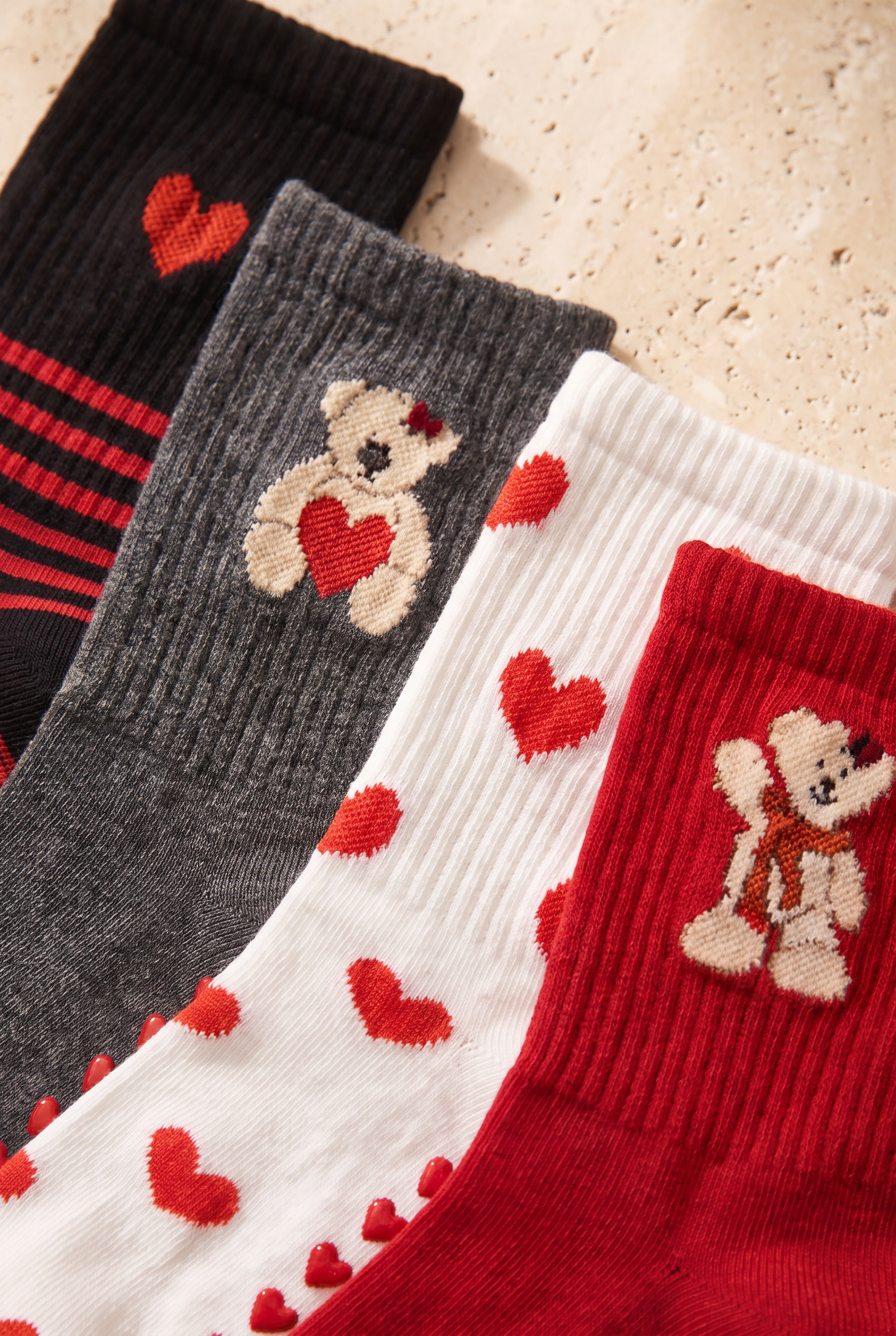 Women's Heart Teddy Patterned 4 Pack Boxed Socks