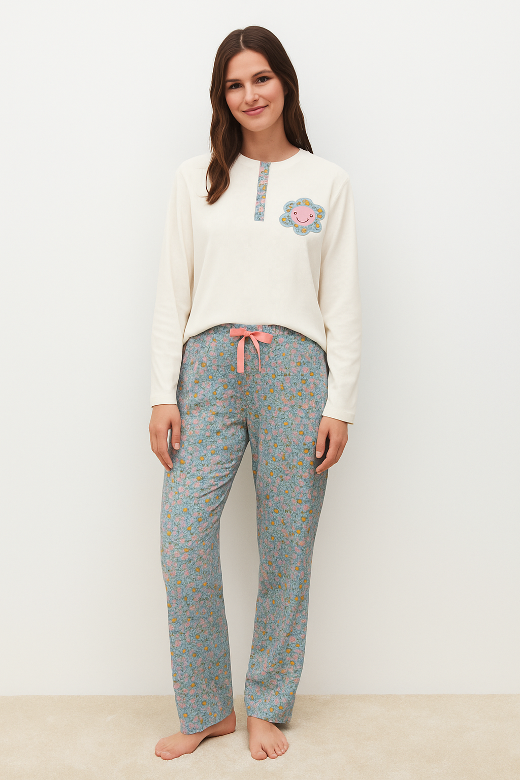 22512W3010 RETRO FLORALS PAPATYALI KADIN PİJAMA TAKIM Ekru