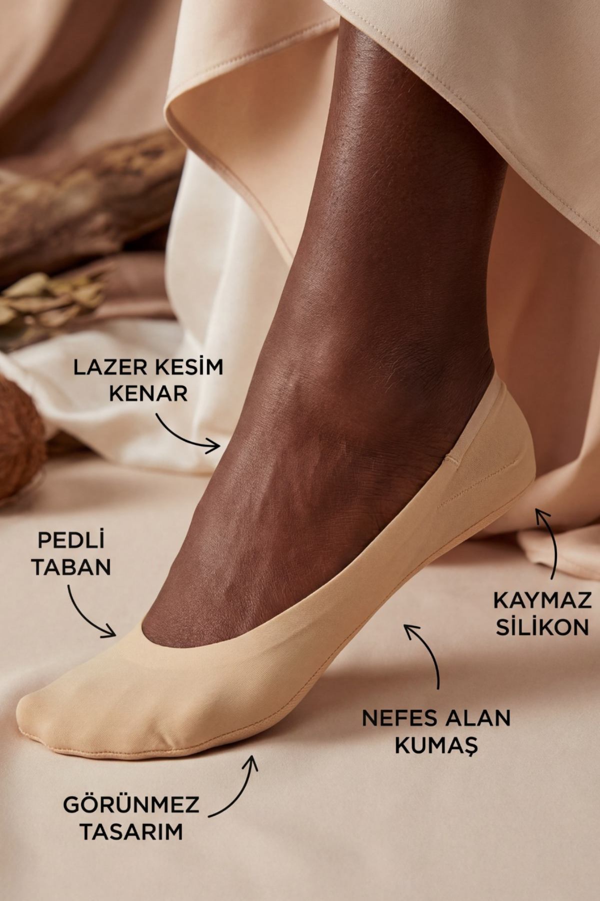 Kadın Tabanı Pedli Lazer Kesim Görünmez Çorap Ten