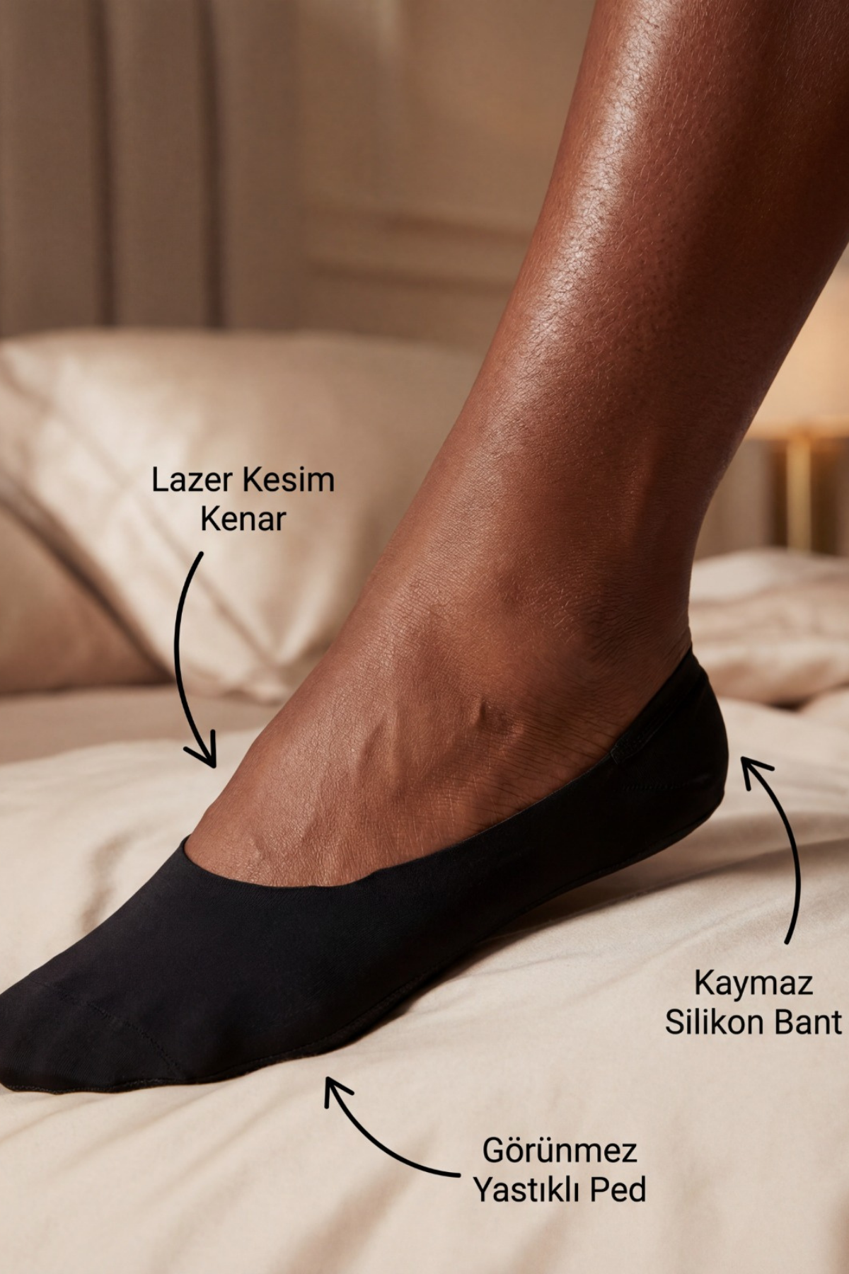 Kadın Tabanı Pedli Lazer Kesim Görünmez Çorap Siyah