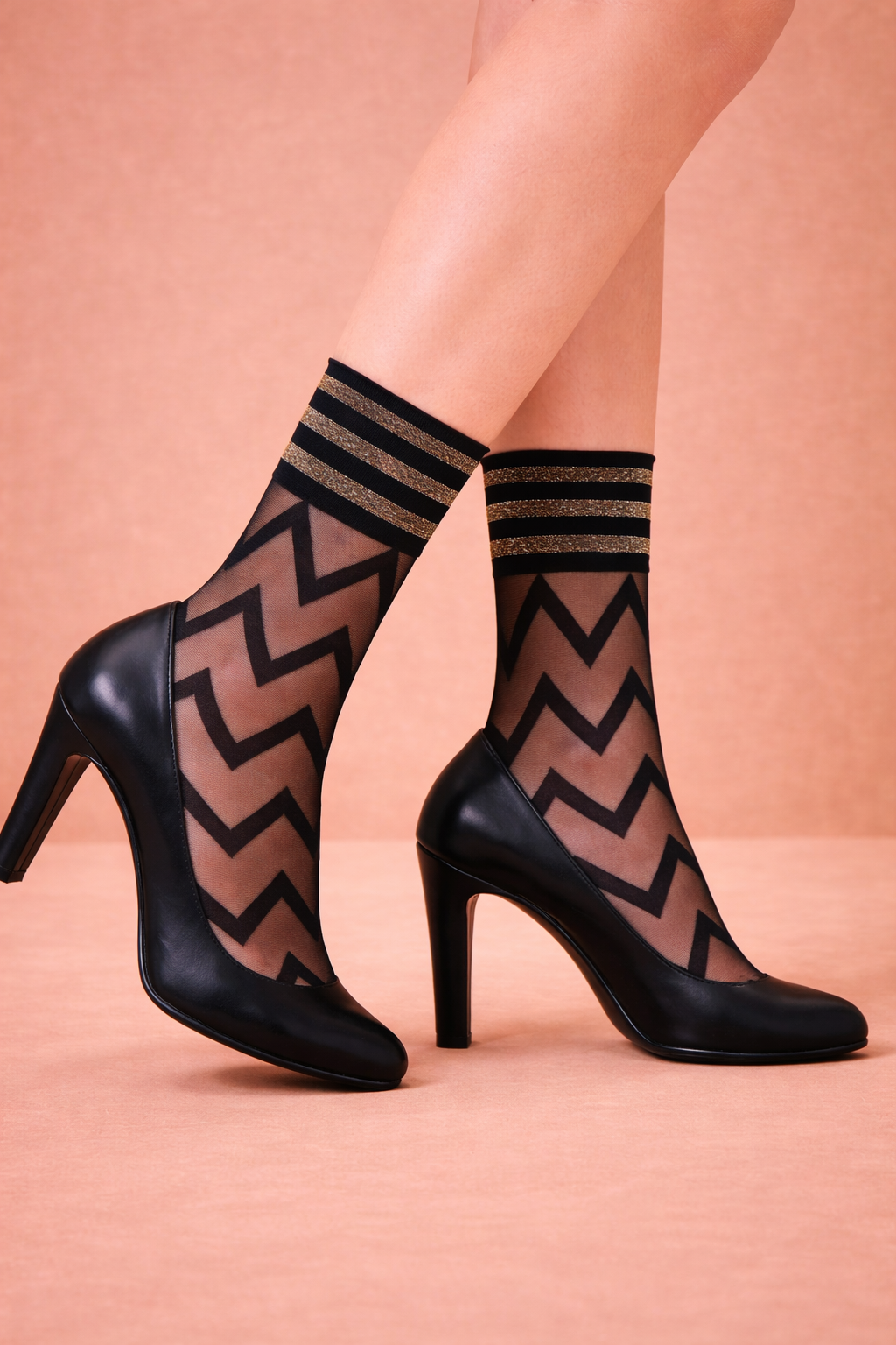 Kadın Zigzaglı İnce Soket Çorap Siyah/Silver