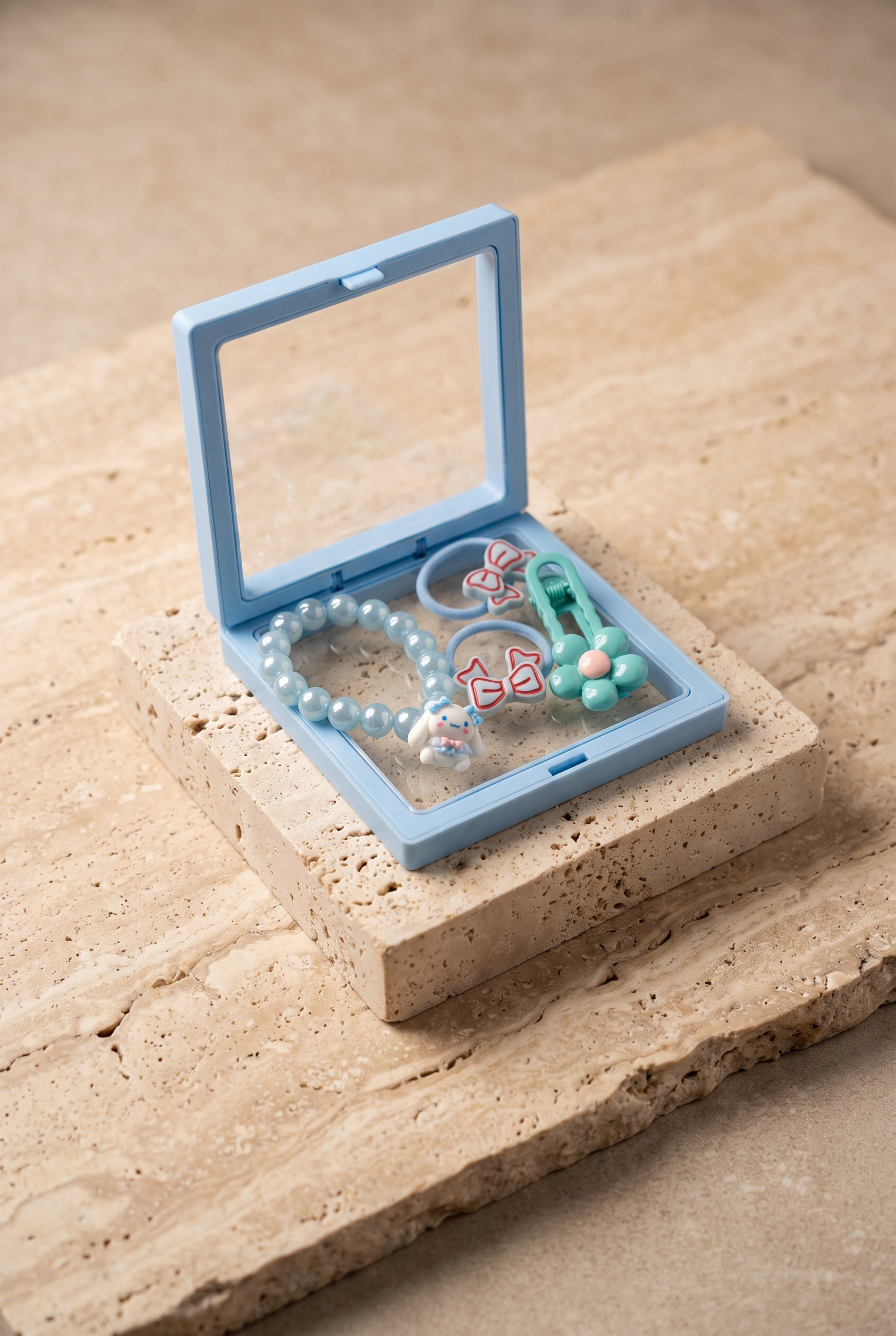 Kız Çocuk Sevimli Figürlü 4'lü Kutulu Toka Seti Mavi