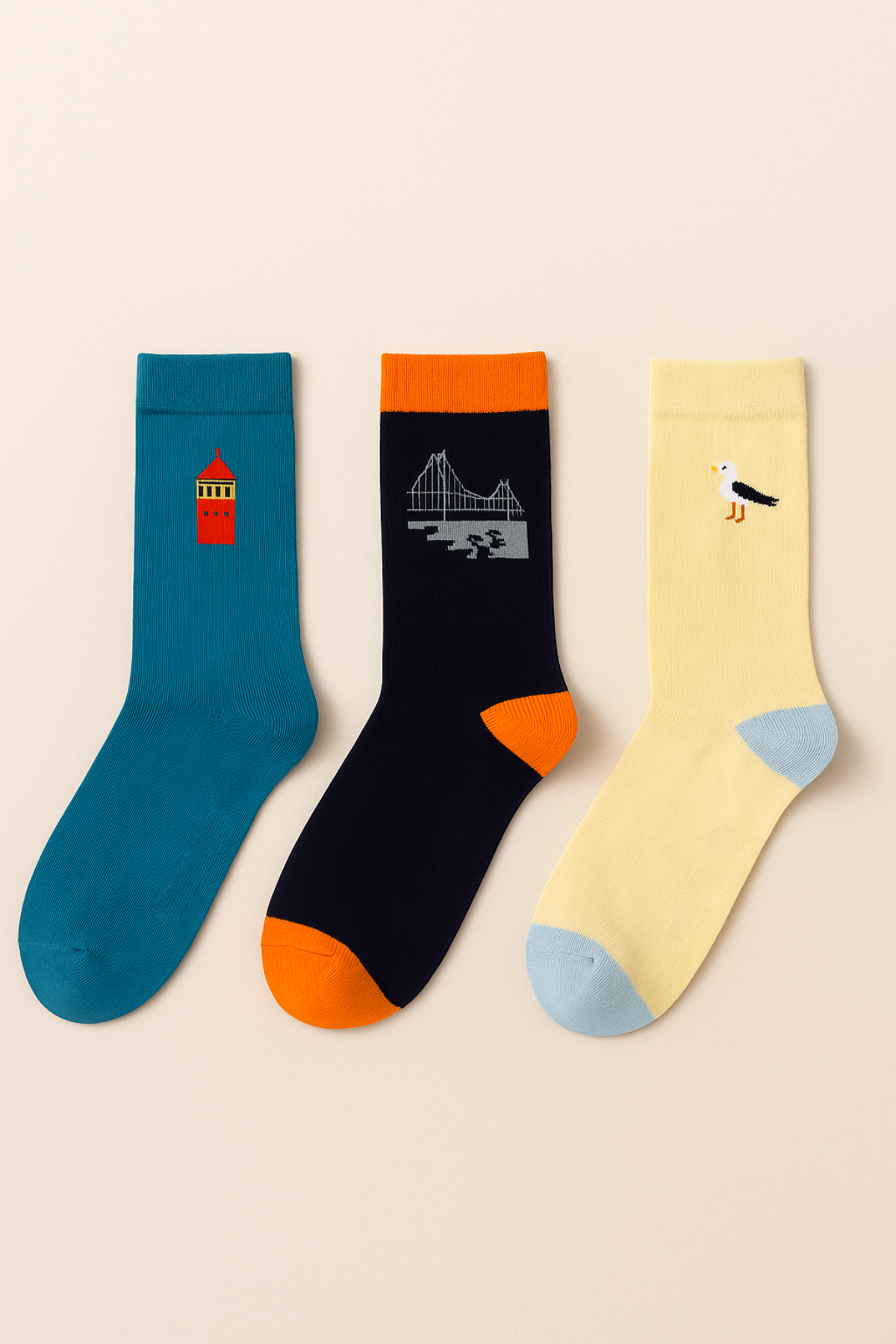 Özel İstanbul Koleksiyonu Kutulu 3'lü Şehir İkonları Unisex Çorap Seti