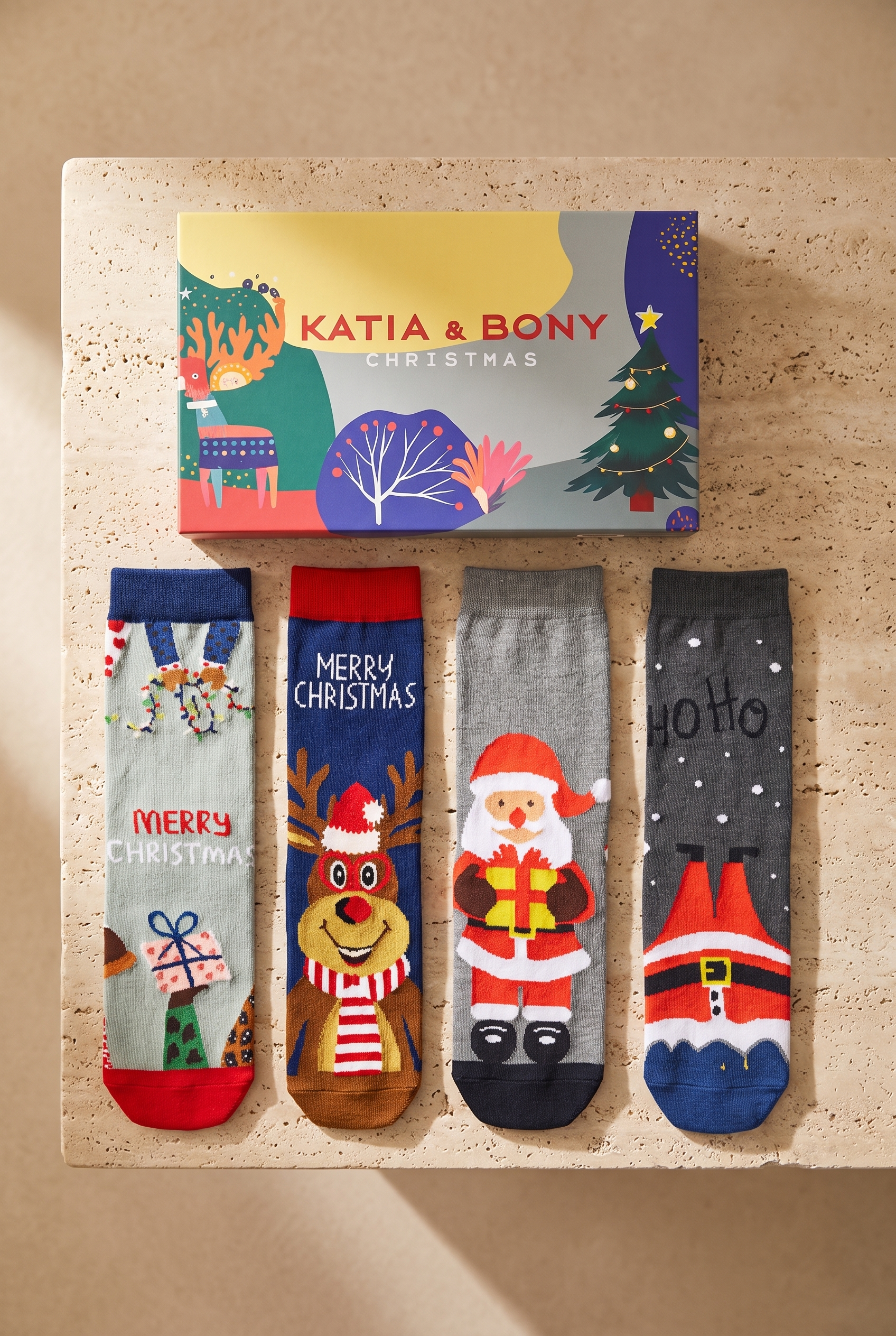 Unisex 4'lü Paket Yılbaşı Kutulu Soket Çorap 