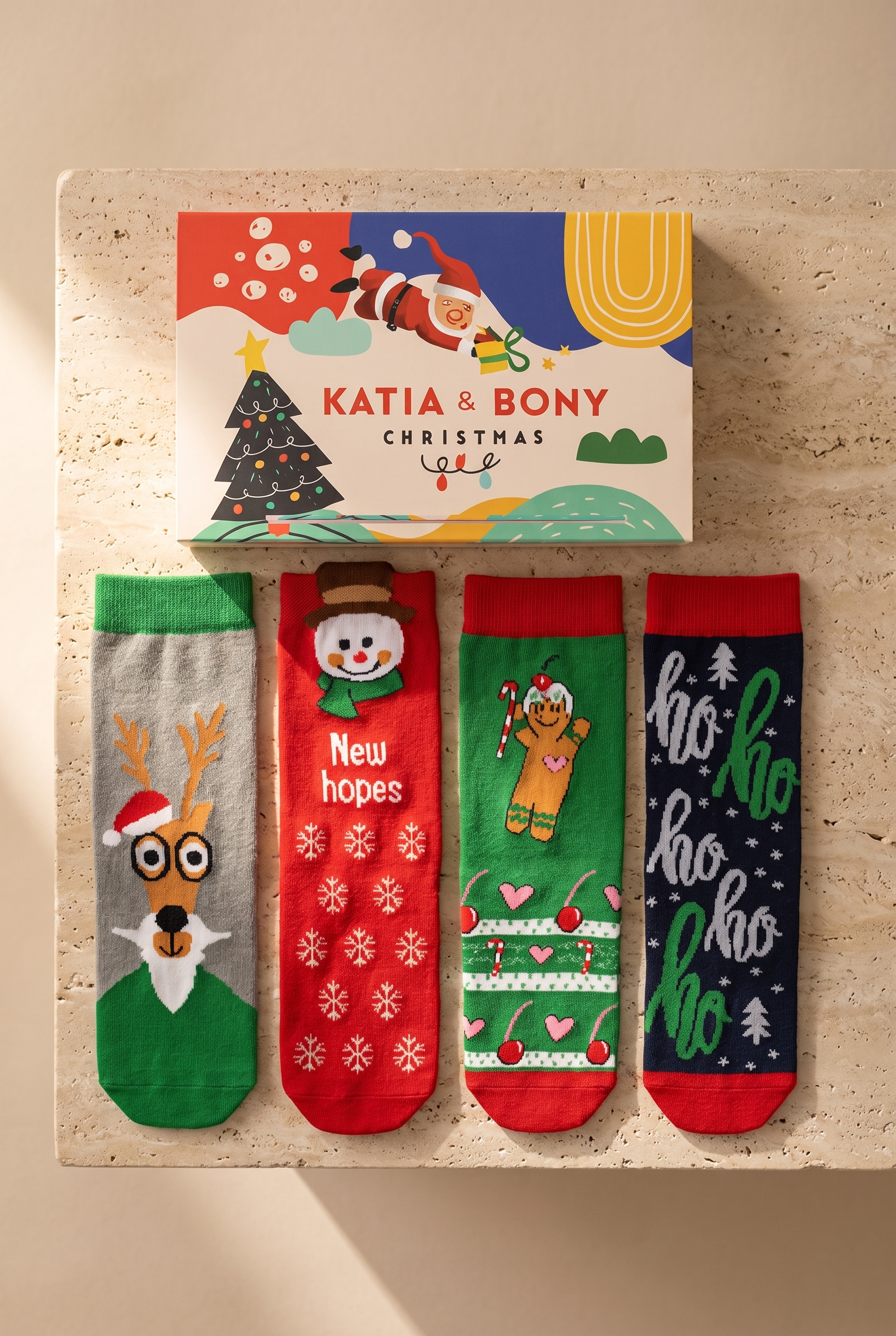 Unisex 4'lü Paket Yılbaşı Kutulu Soket Çorap