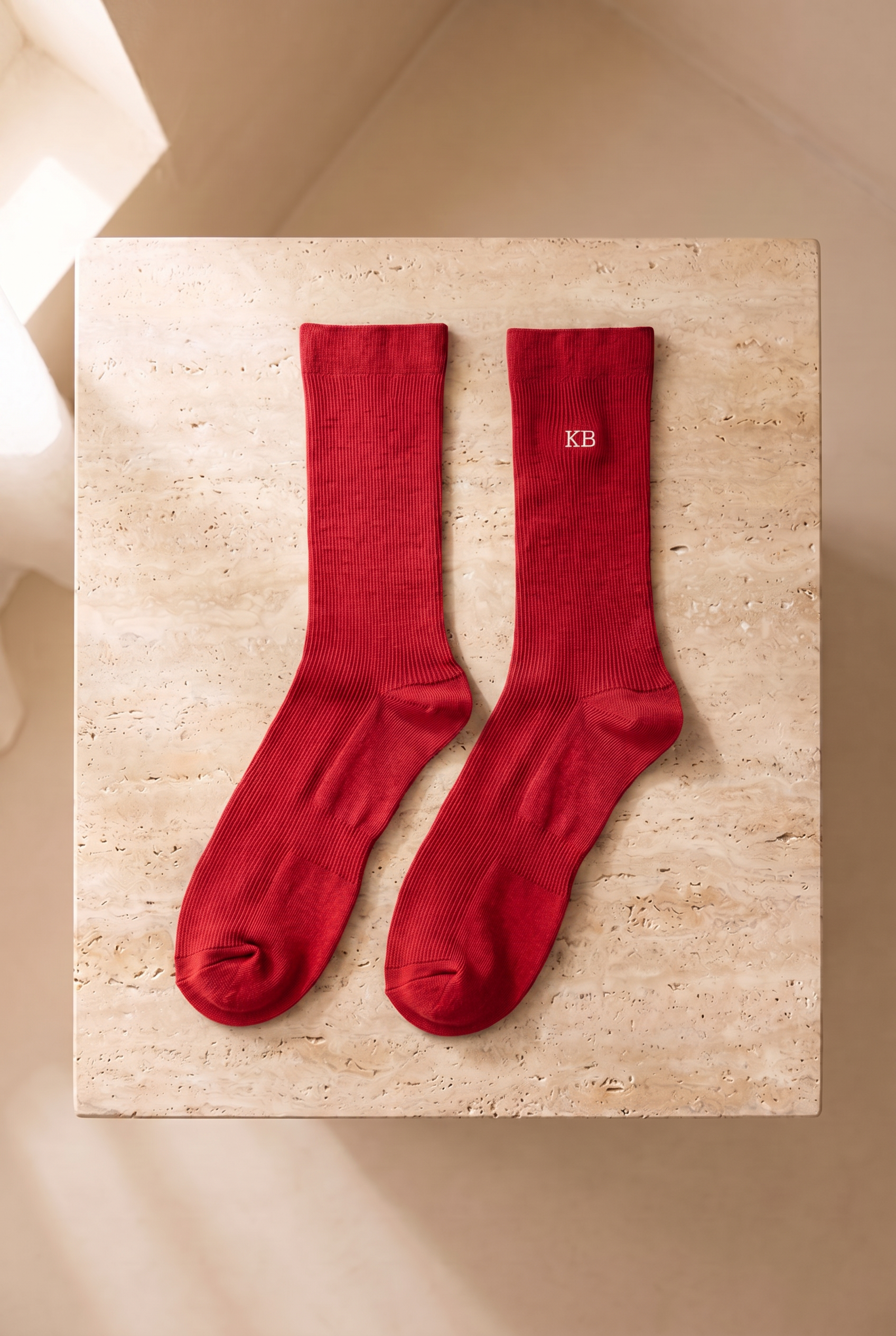Unisex K&B Nakışlı Soket Çorap Kırmızı