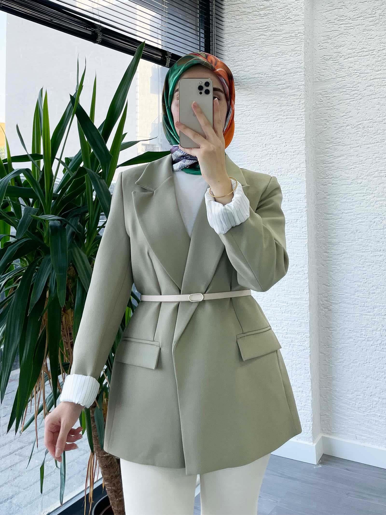 Açık Yeşil Astar Detaylı Kadın Ceket