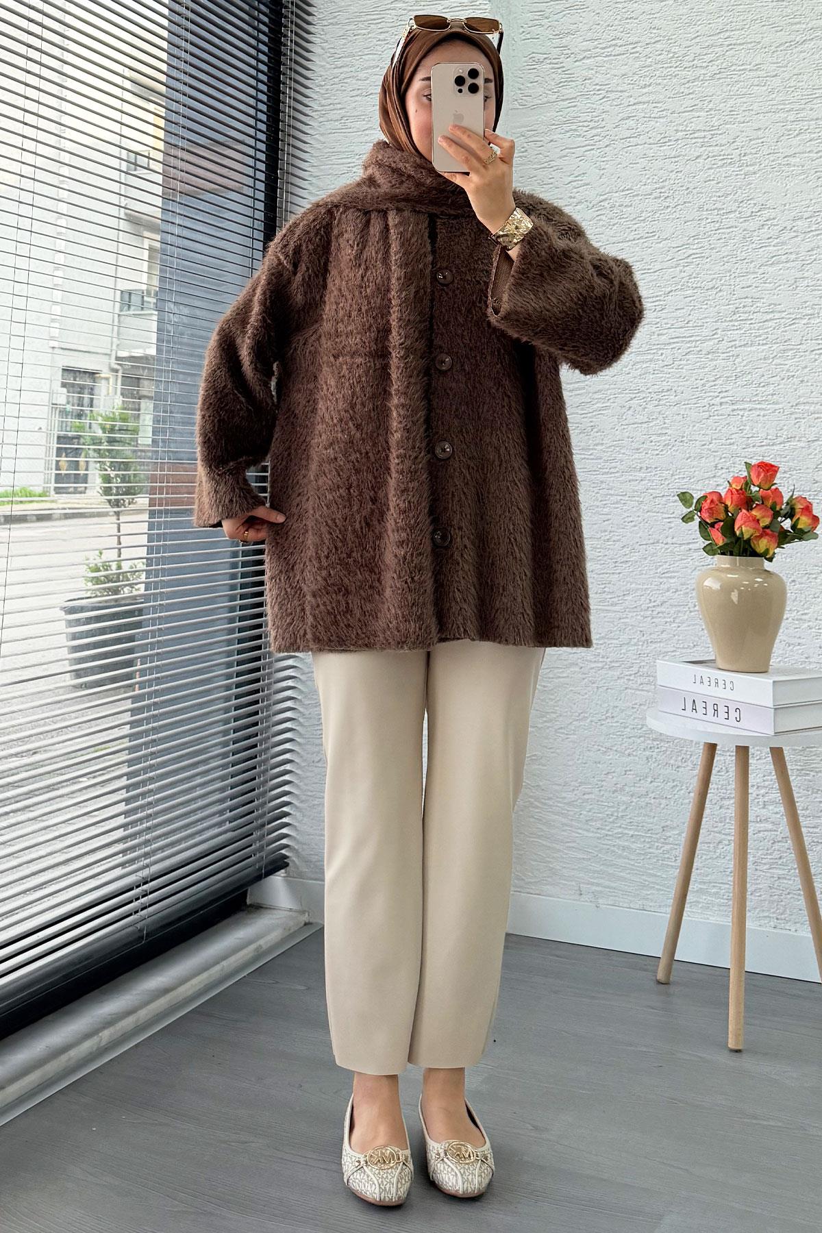 Atkılı Peluş Kadın Kaban – Kahverengi