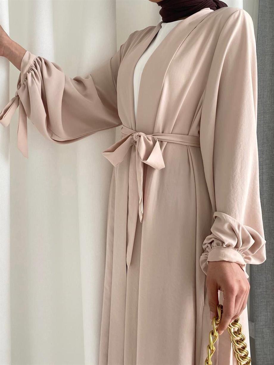 Bej Hanzade Abaya