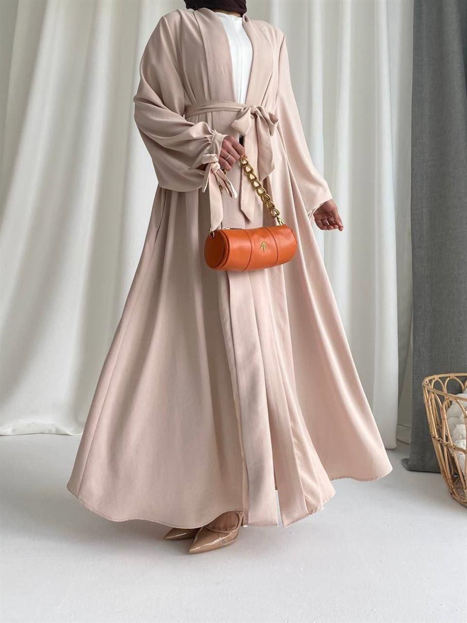 Bej Hanzade Abaya