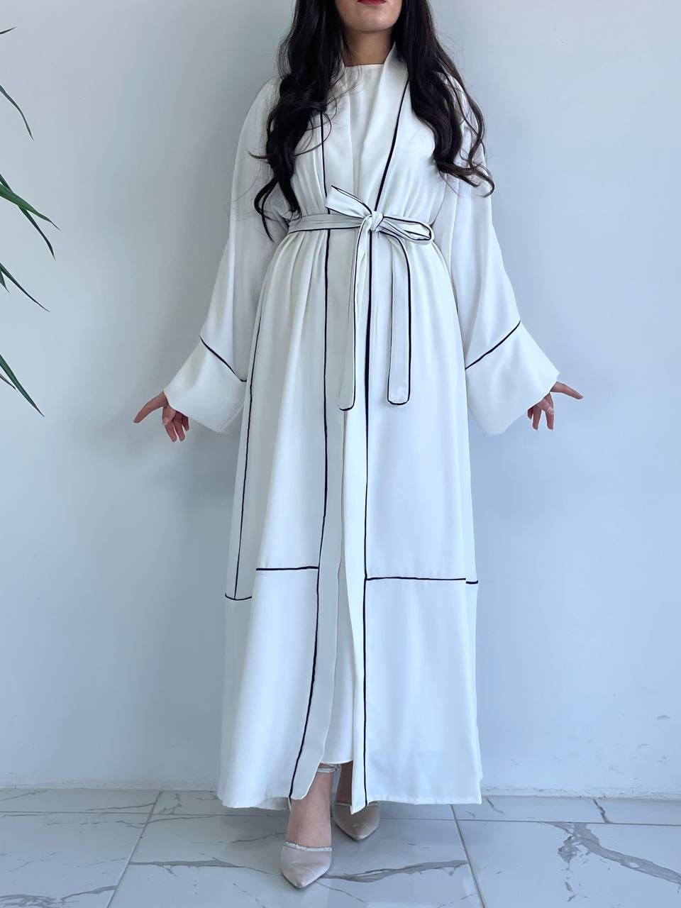 Beyaz Biyeli Abaya