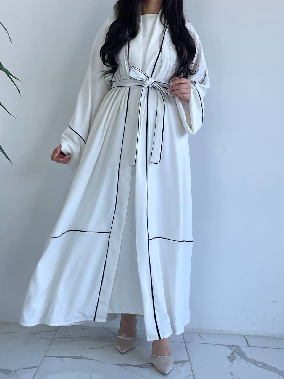 Beyaz Biyeli Abaya