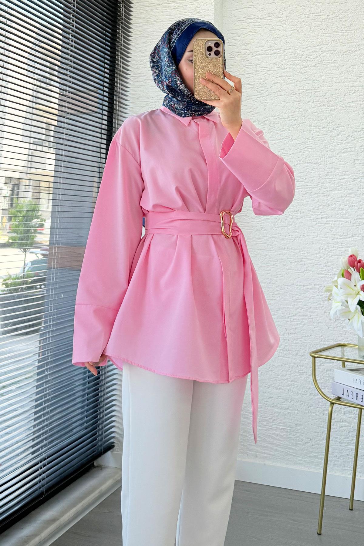 Bronş Detaylı Geniş Kemerli Poplin Tunik – Pembe