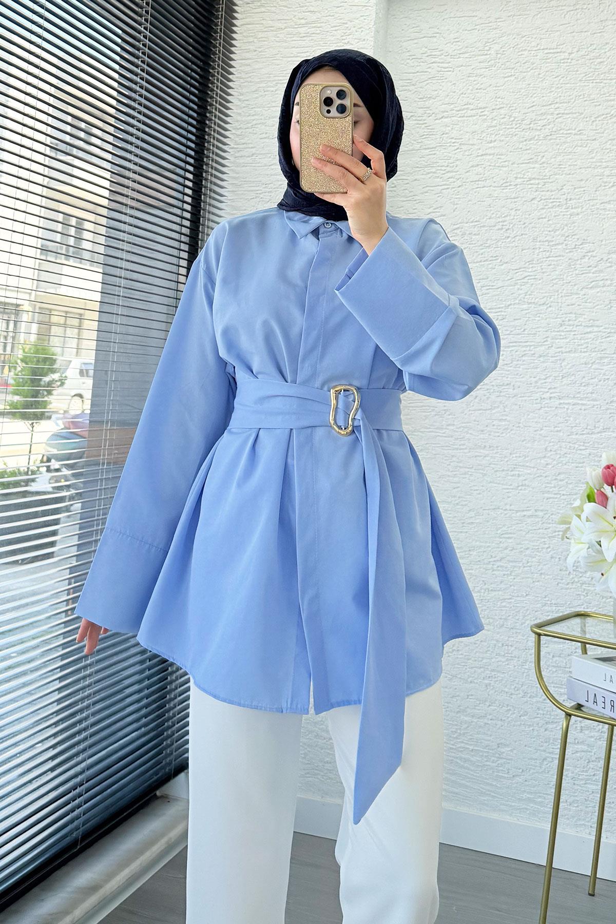 Bronş Detaylı Geniş Kemerli Poplin Tunik – Mavi
