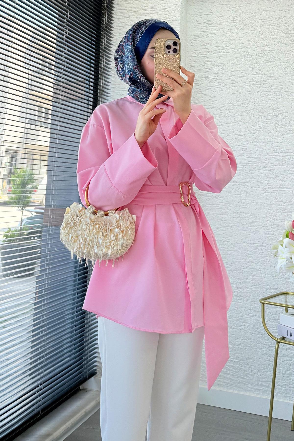 Bronş Detaylı Geniş Kemerli Poplin Tunik – Pembe