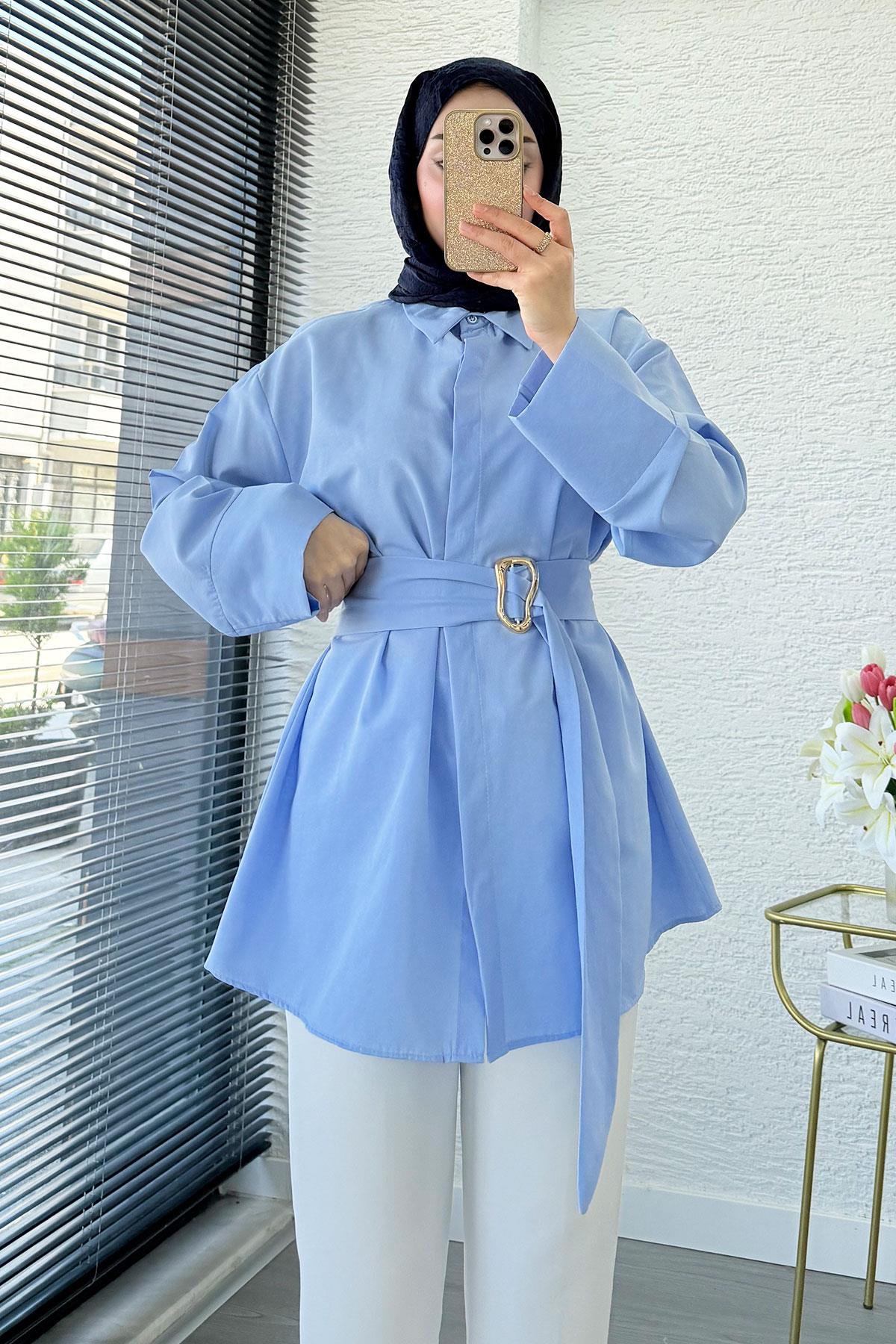 Bronş Detaylı Geniş Kemerli Poplin Tunik – Mavi
