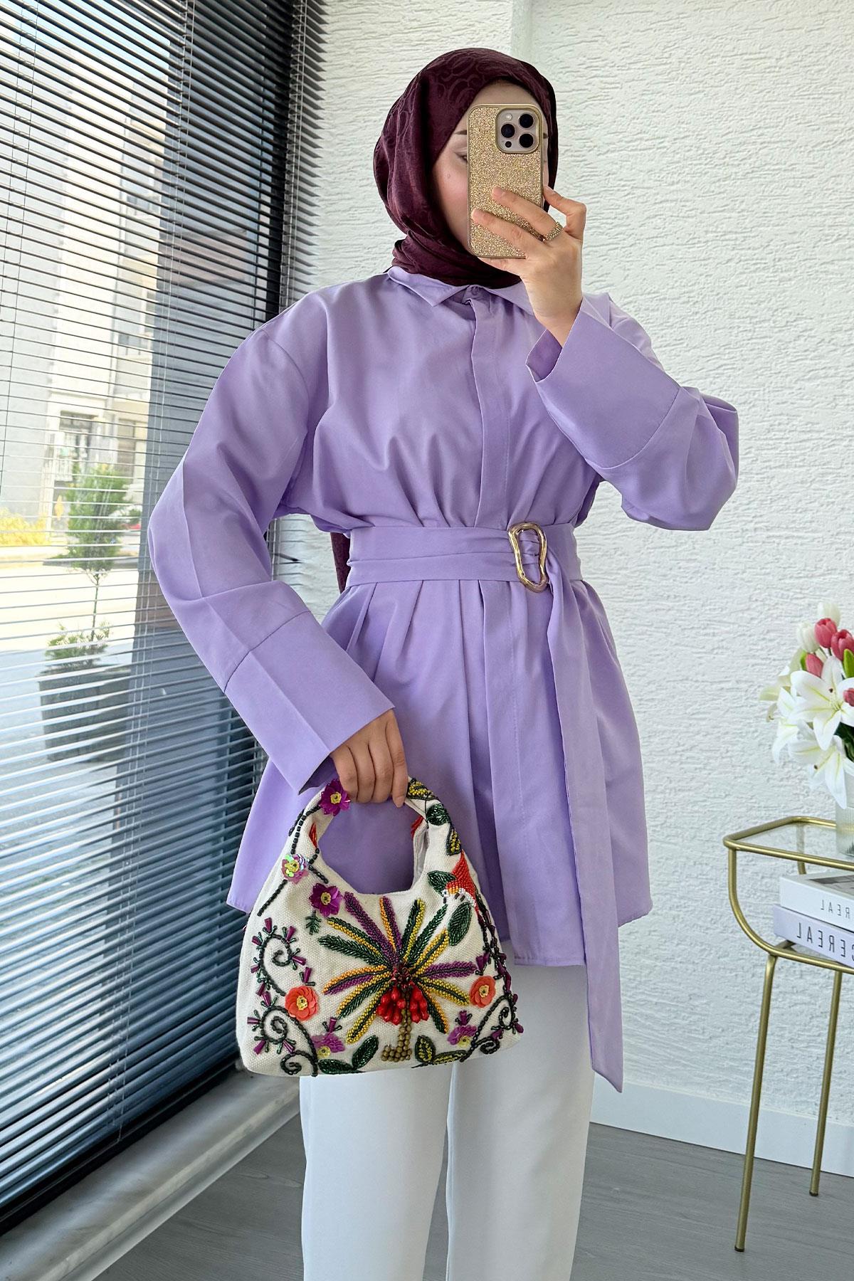 Bronş Detaylı Geniş Kemerli Poplin Tunik – Lila