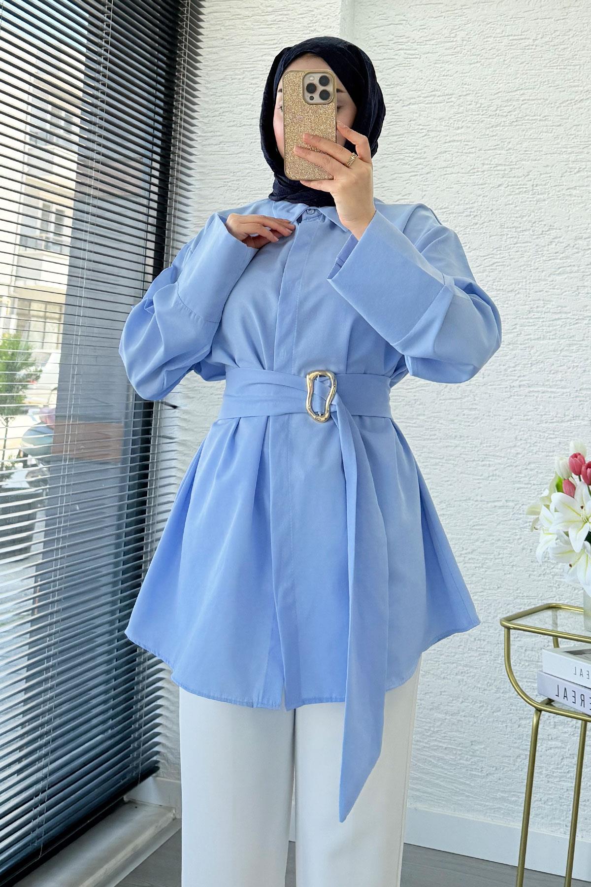 Bronş Detaylı Geniş Kemerli Poplin Tunik – Mavi