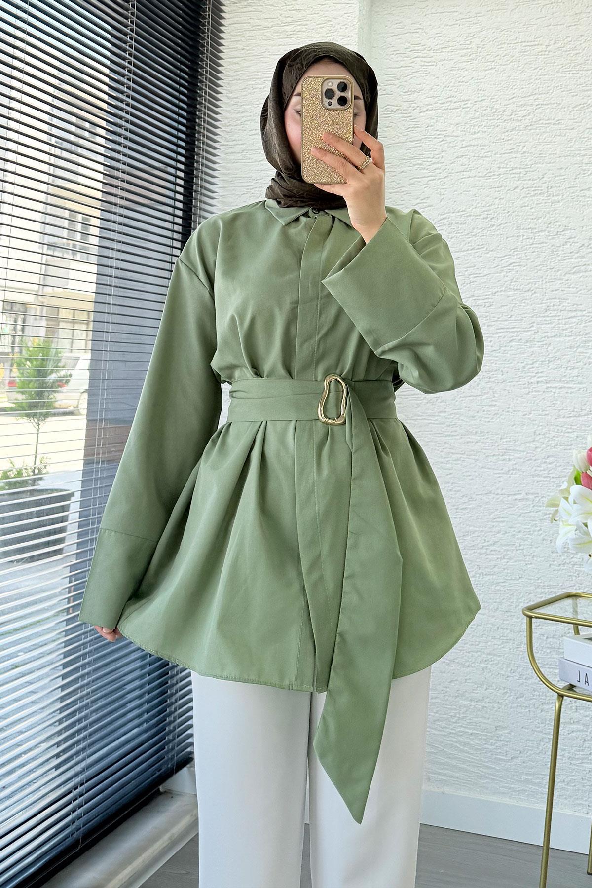 Bronş Detaylı Geniş Kemerli Poplin Tunik – Yeşil