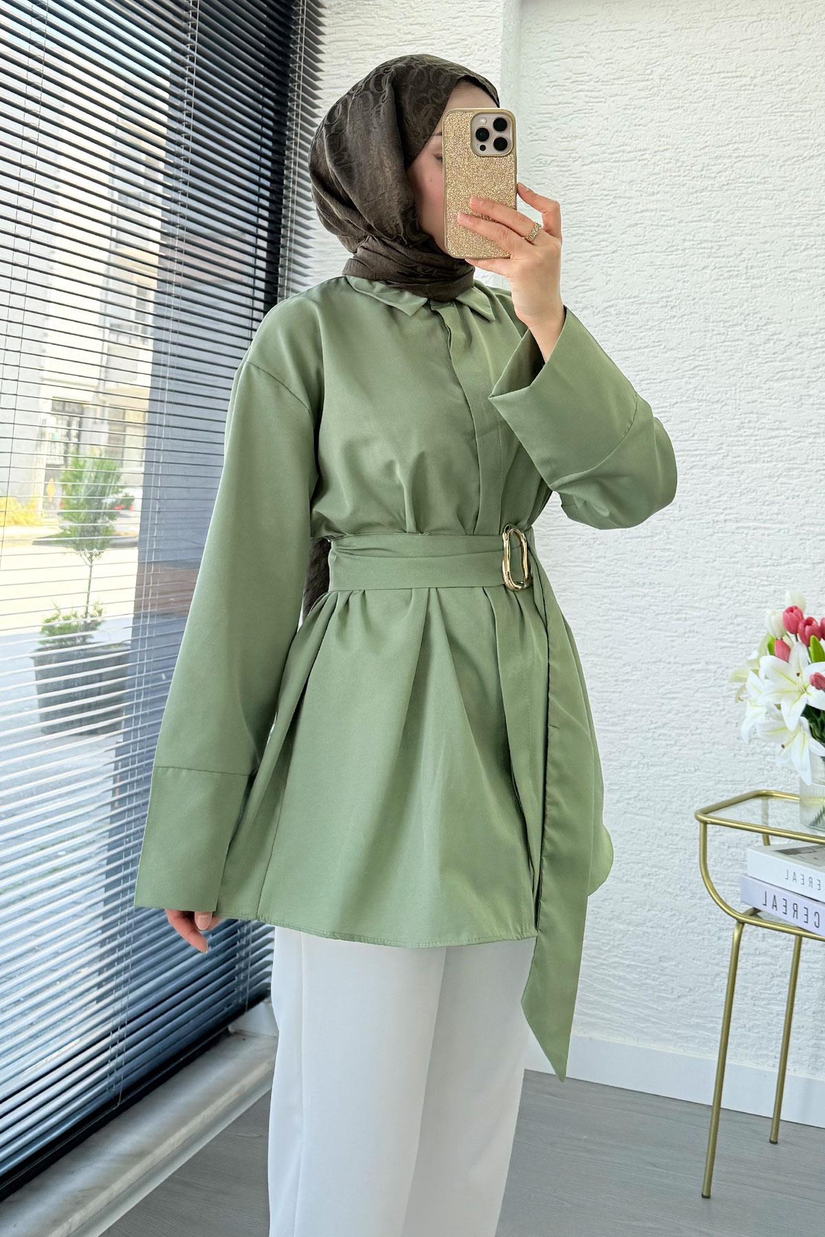 Bronş Detaylı Geniş Kemerli Poplin Tunik – Yeşil