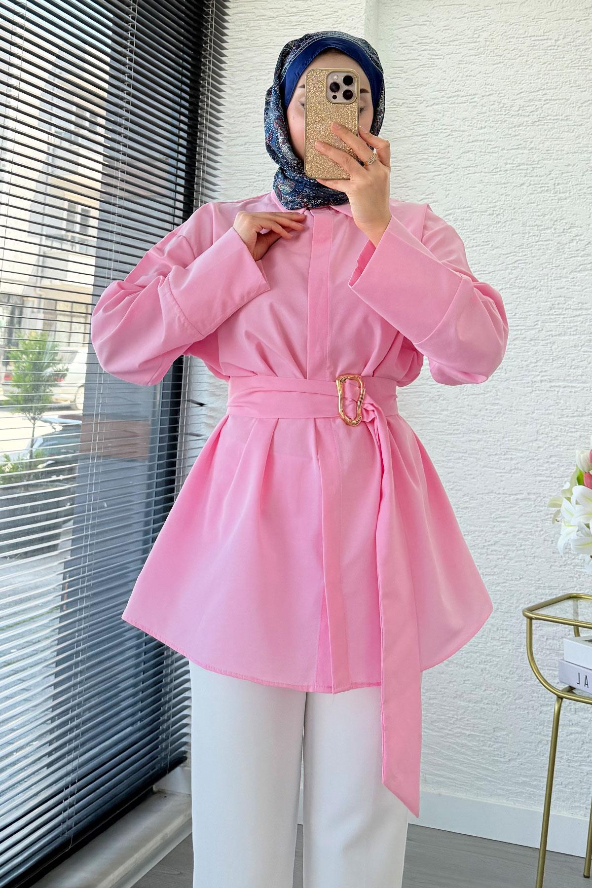 Bronş Detaylı Geniş Kemerli Poplin Tunik – Pembe